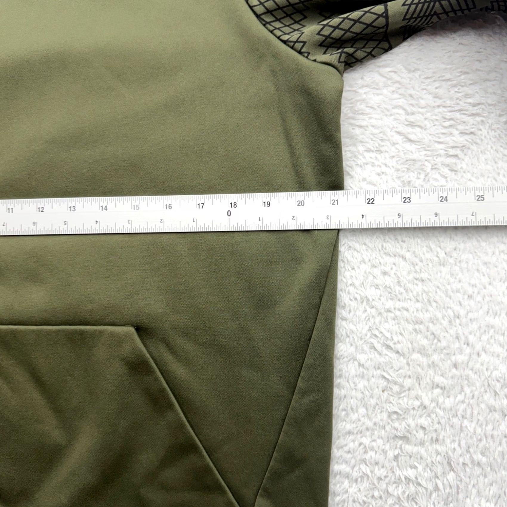 Nike Nike Dri-FIT Pullover Hoodie Mens Geometric Graphic Training Olive Green M Size US M / EU 48-50 / 2 - 5 Thumbnail