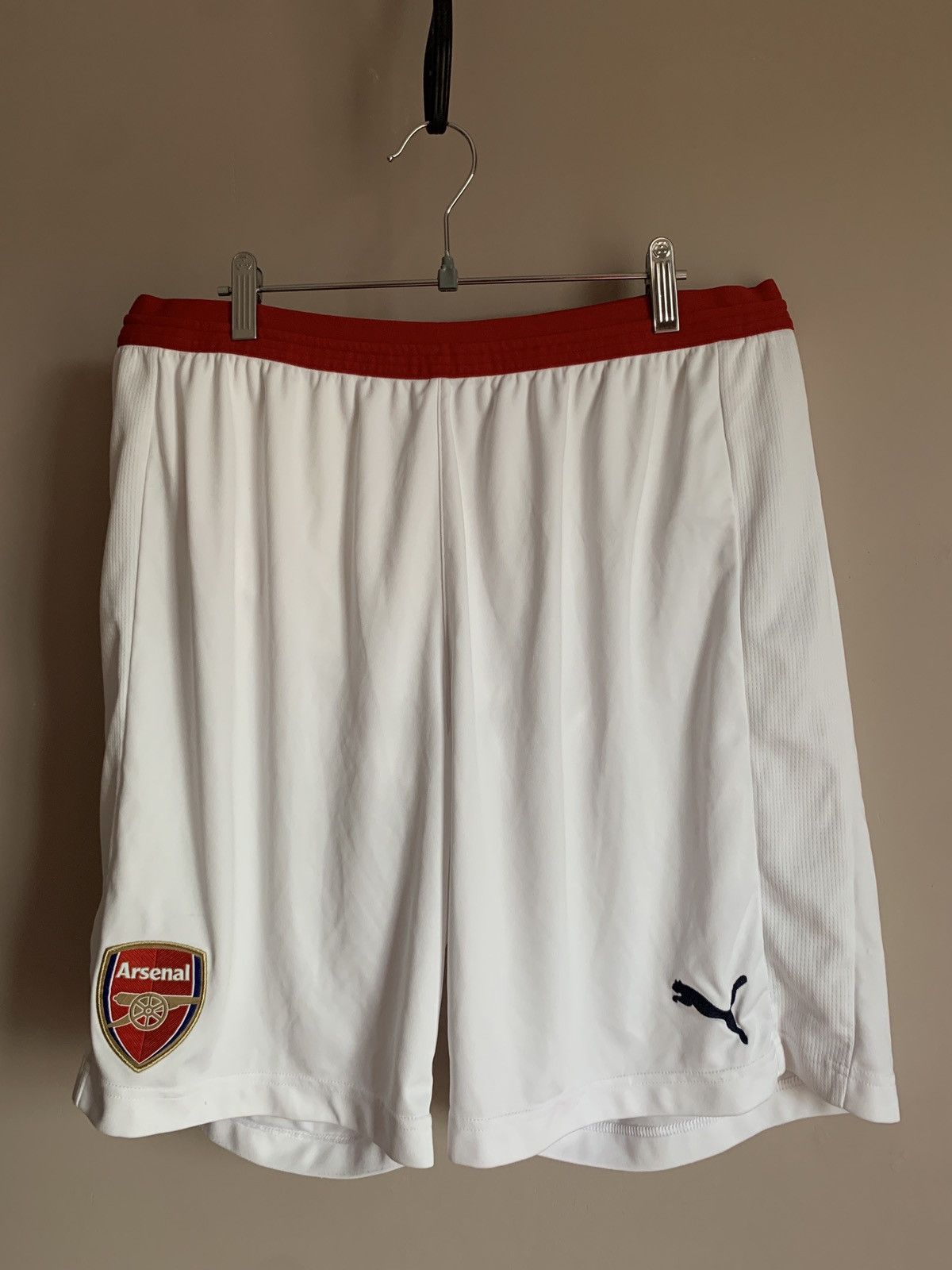 Puma Arsenal London 2019 Home Football Shorts Puma Soccer Size XL Size US 38 / EU 54 - 1 Thumbnail
