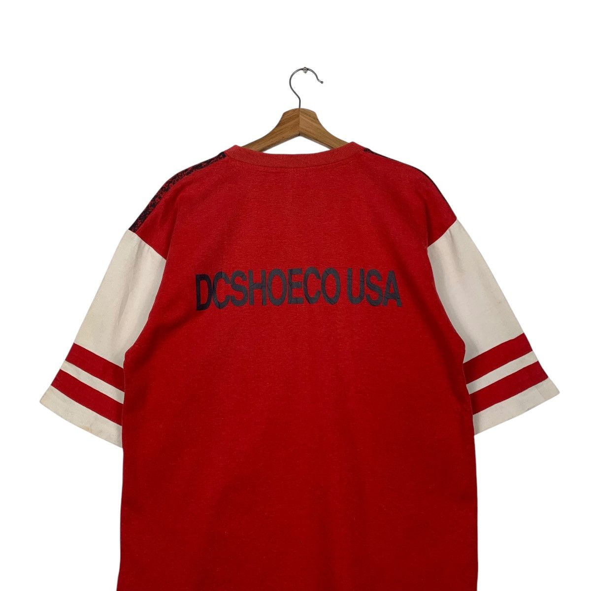 DC DC Shoe Big Logo V-neck Tee Size US M / EU 48-50 / 2 - 9 Thumbnail