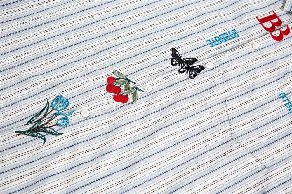 Japanese Brand × Vintage Men's loose butterfly embroidered vertical striped shirt y2k Size US M / EU 48-50 / 2 - 4 Thumbnail