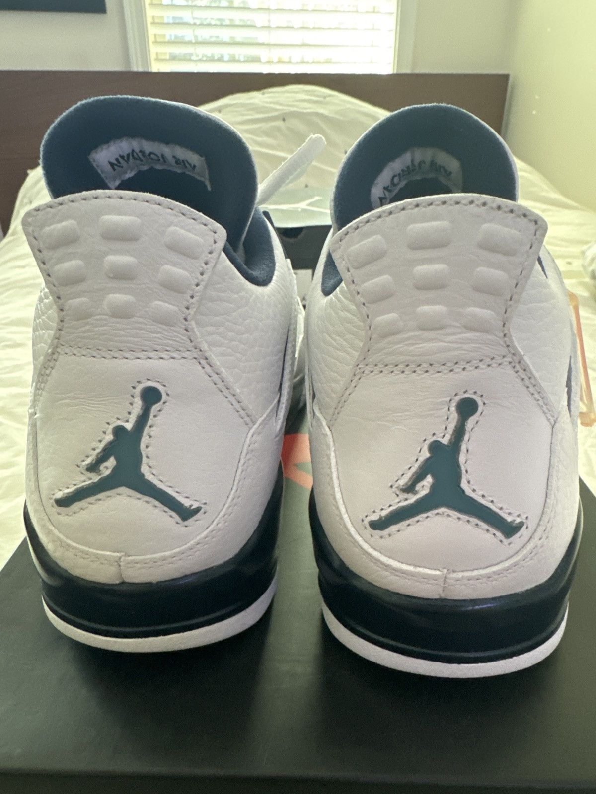Jordan Brand × Nike Air Jordan 4 Columbia Retro 2015 Size US 10.5 / EU 43-44 - 5 Thumbnail