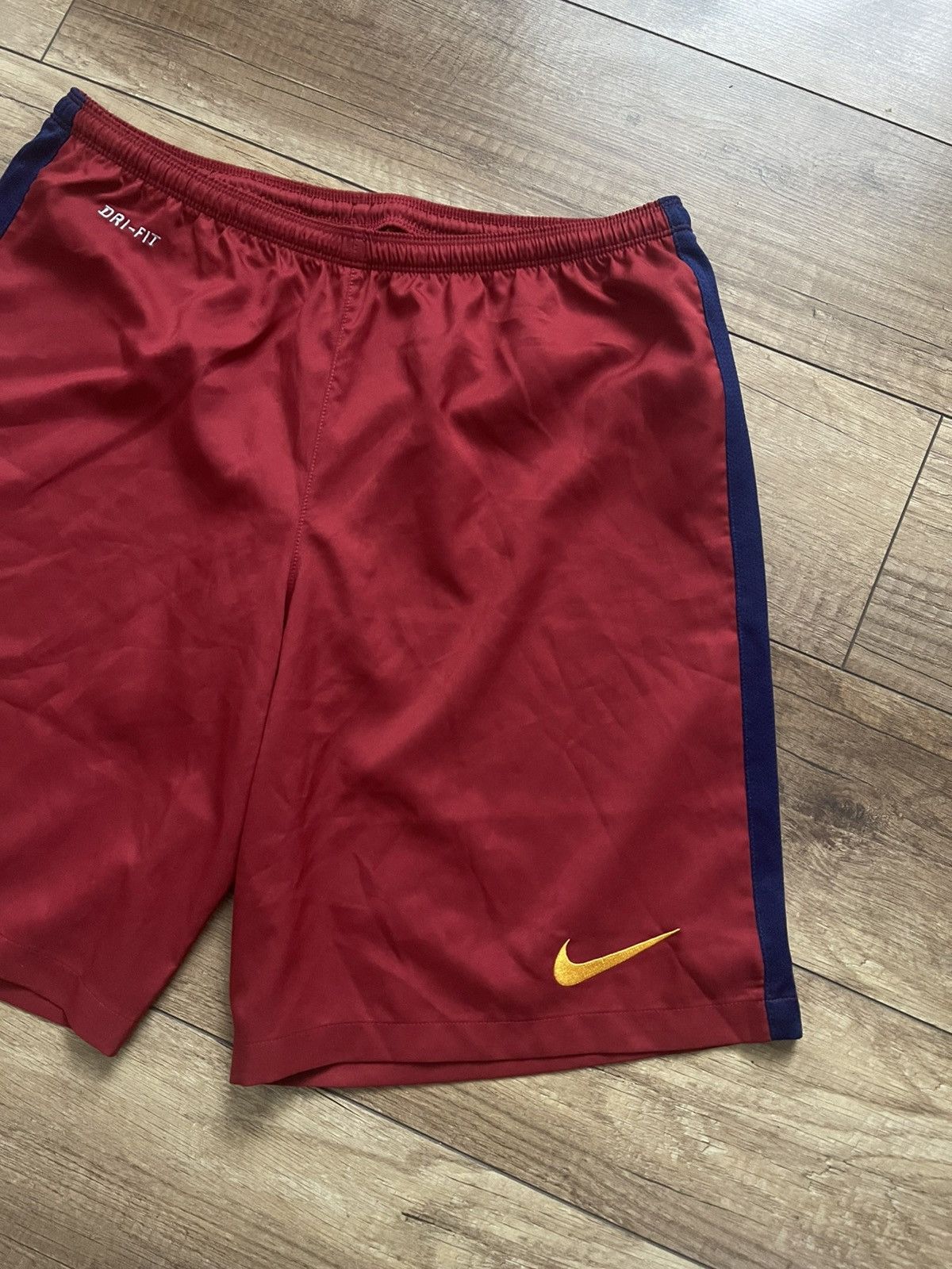 Nike Nike FC Barcelona Shorts Soccer Size US 34 / EU 50 - 4 Thumbnail