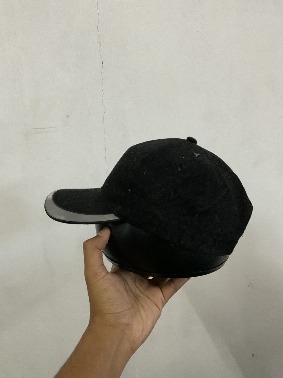 Japanese Brand Chevron Small Logo Reflector Hat Size ONE SIZE - 3 Thumbnail
