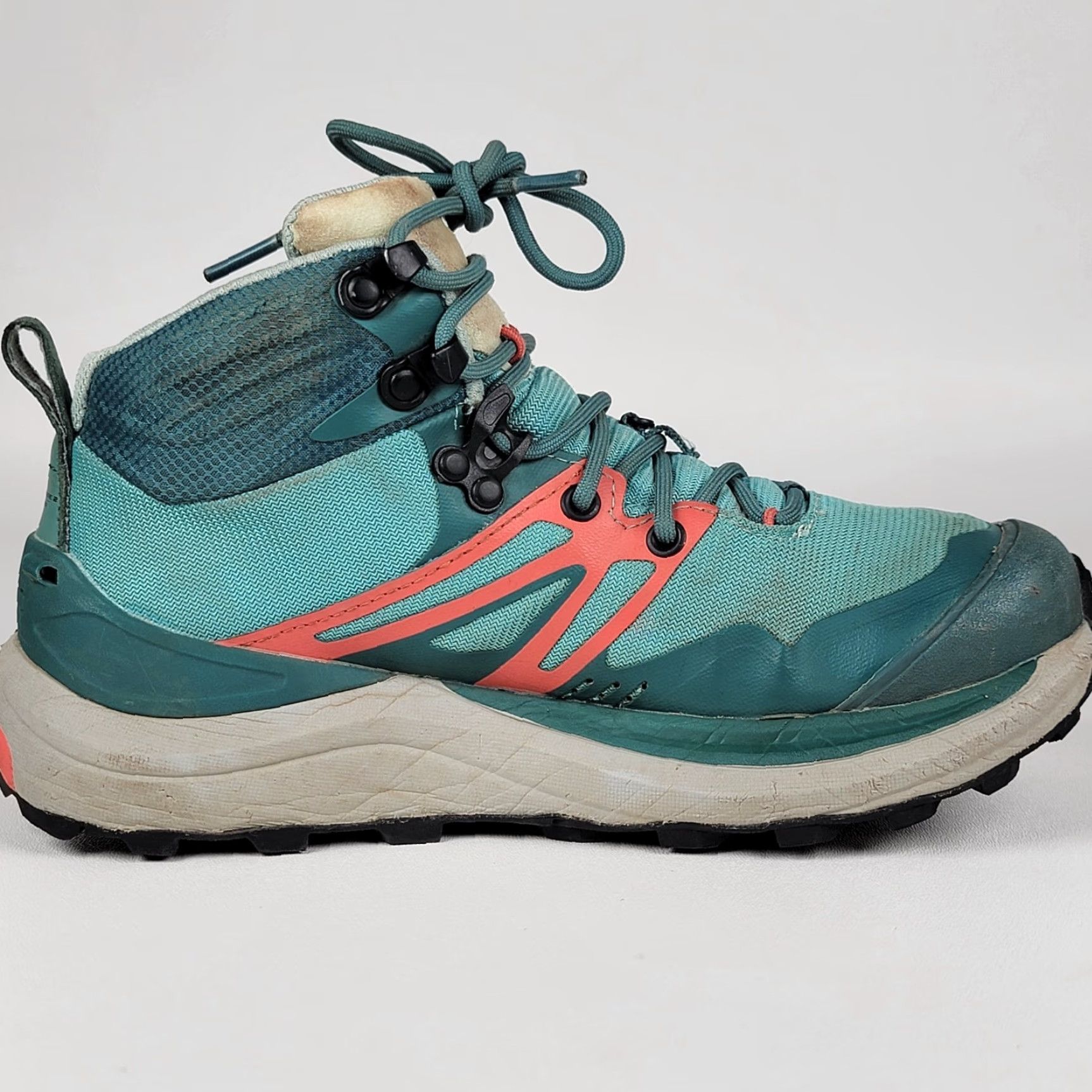 Vintage Topo Trailventure 2 WP Women's Sneaker Ocean/Blue 6 Size Shoes Low Top Rubber Outsole Logo Running & Jogging Size US 6 / IT 36 - 6 Thumbnail