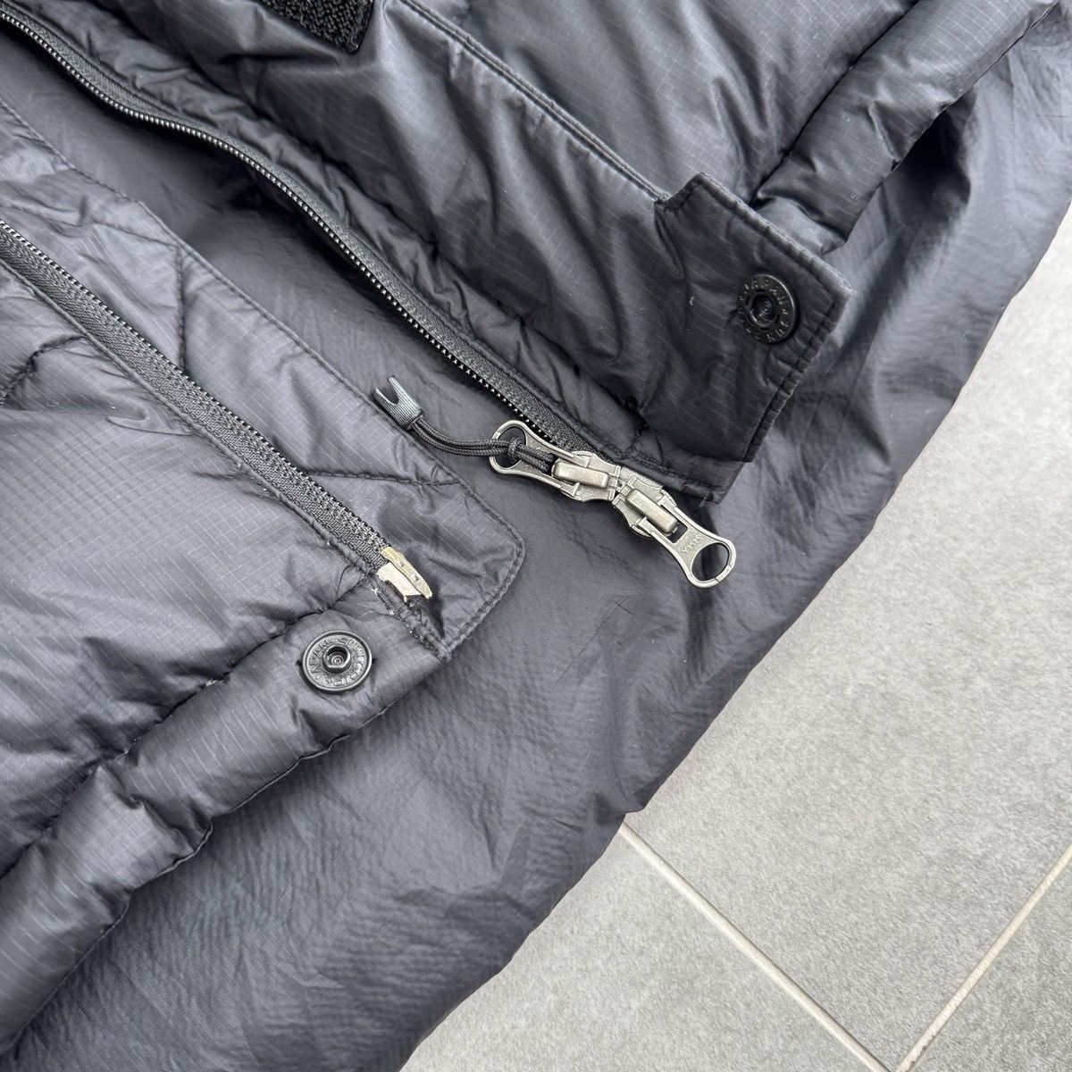 Montbell Montbell Down Jacket Waterproof Windstopper Size 115/XL/XXL Size US XL / EU 56 / 4 - 19 Thumbnail