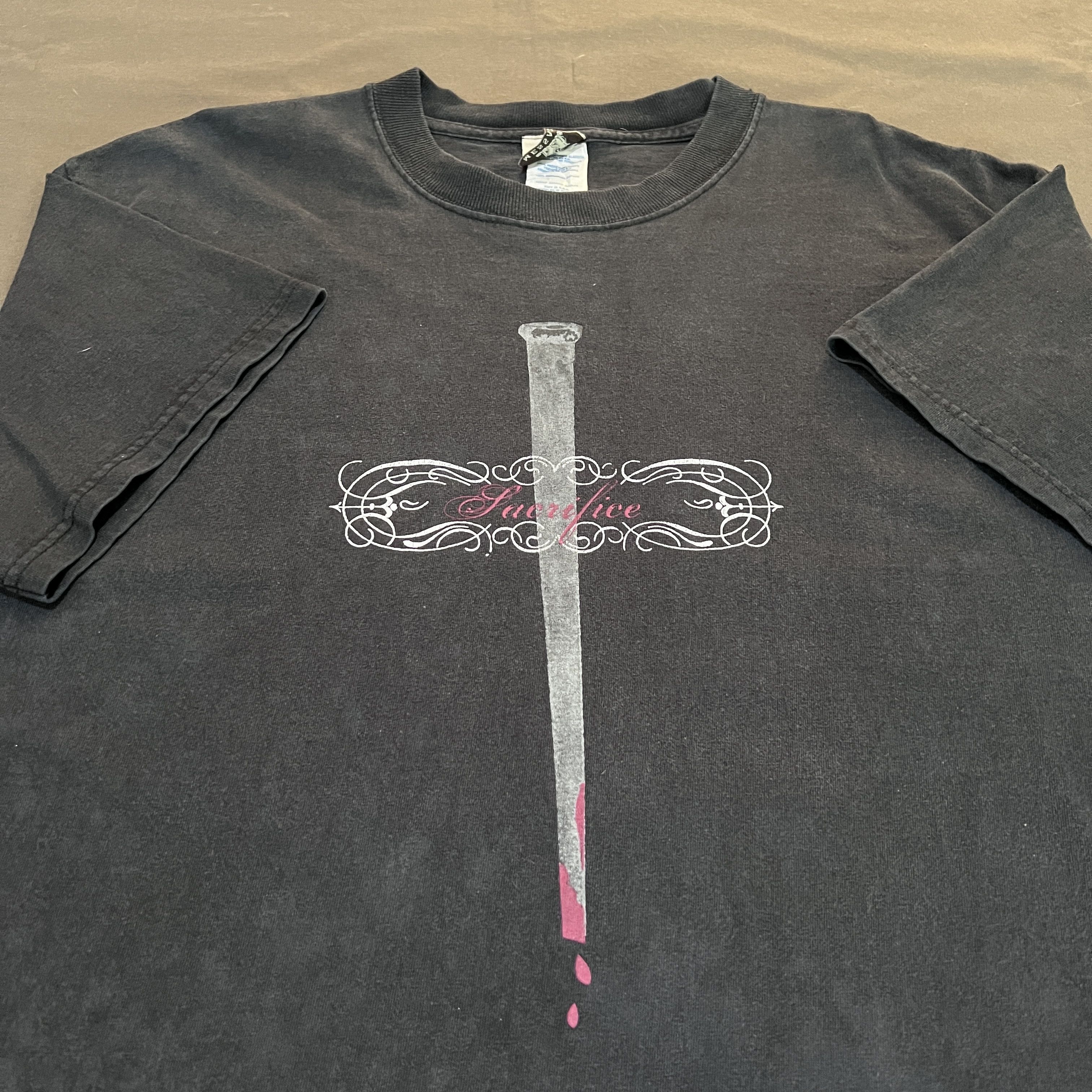 Vintage Y2K Sacrifice Jesus God Lord Bible Holy Tee Faded