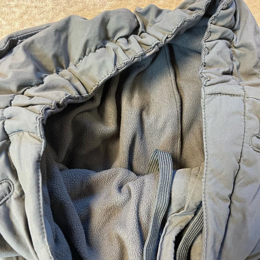 Designer Uni Qlo army green pants with fleece inside medium Size 32" / US 10 / IT 46 - 6 Thumbnail