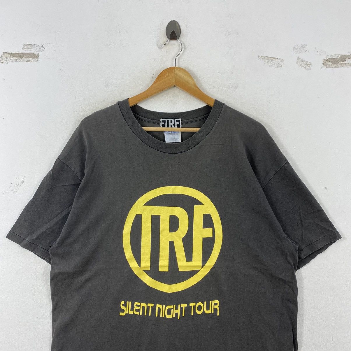 Band Tees Vintage 1996 TRF Silent Night Tour Staff Shirt Hanes XL Size US XL / EU 56 / 4 - 3 Thumbnail
