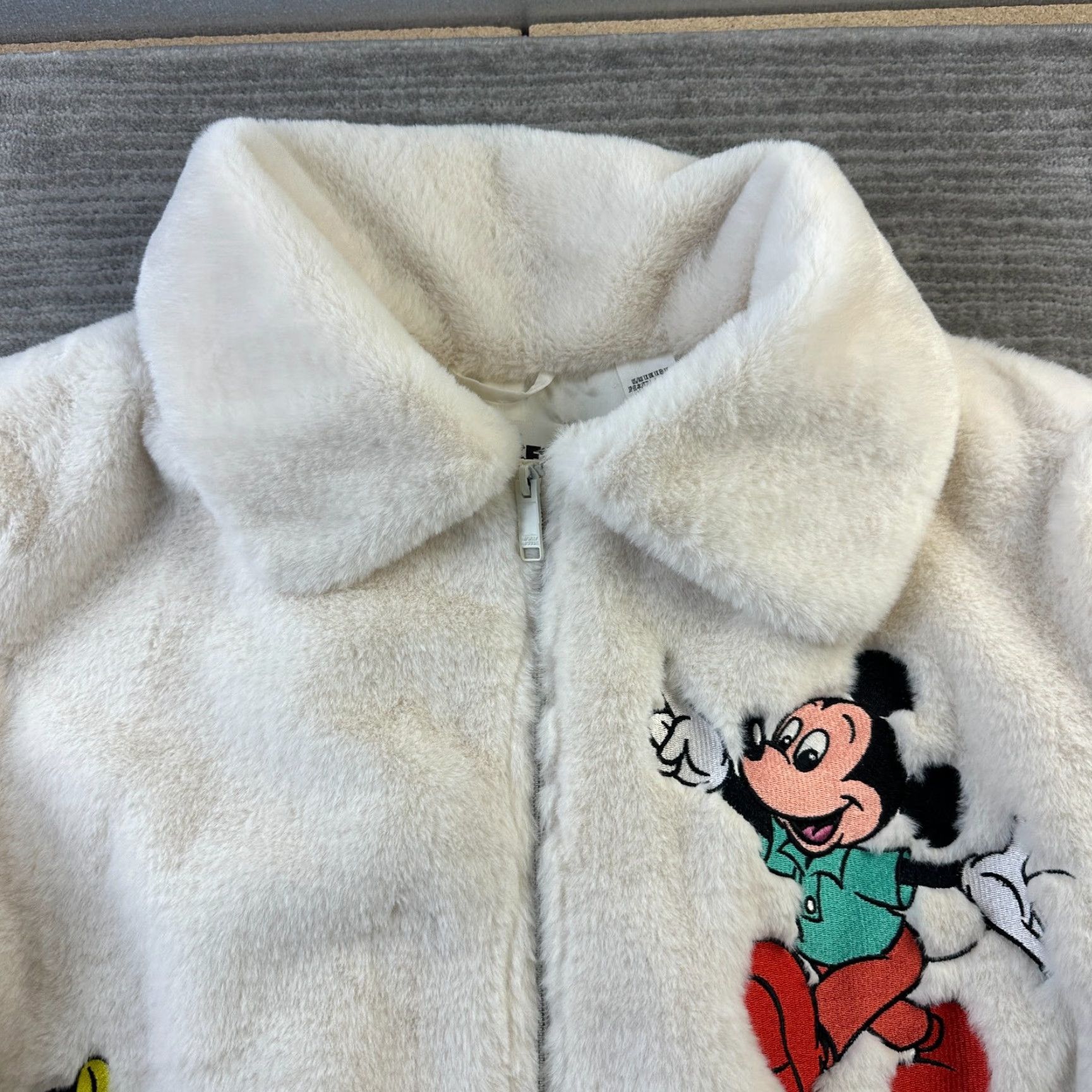 Disney Disney Jacket Womens 1X Faux Fur Mickey And Friends Full Zip Size XL / US 12-14 / IT 48-50 - 3 Thumbnail