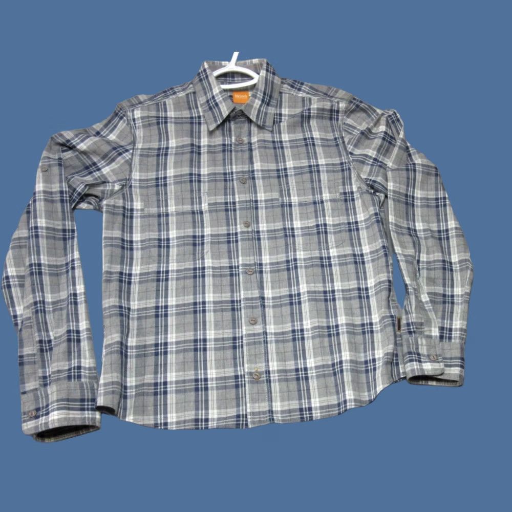Hugo Boss HUGO BOSS Shirt Mens S Blue Gray Tartan Plaid Boss Casual Point Button Up Shirt Size US S / EU 44-46 / 1 - 1 Thumbnail