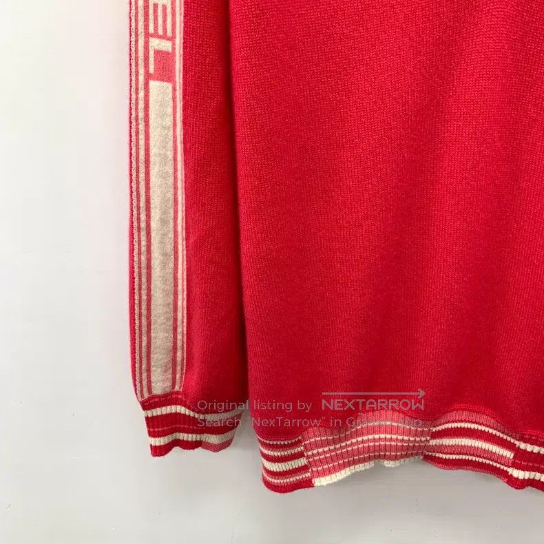 Chanel Chanel Red double C letter cashmere V-neck long-sleeved kn Size S / US 4 / IT 40 - 4 Thumbnail