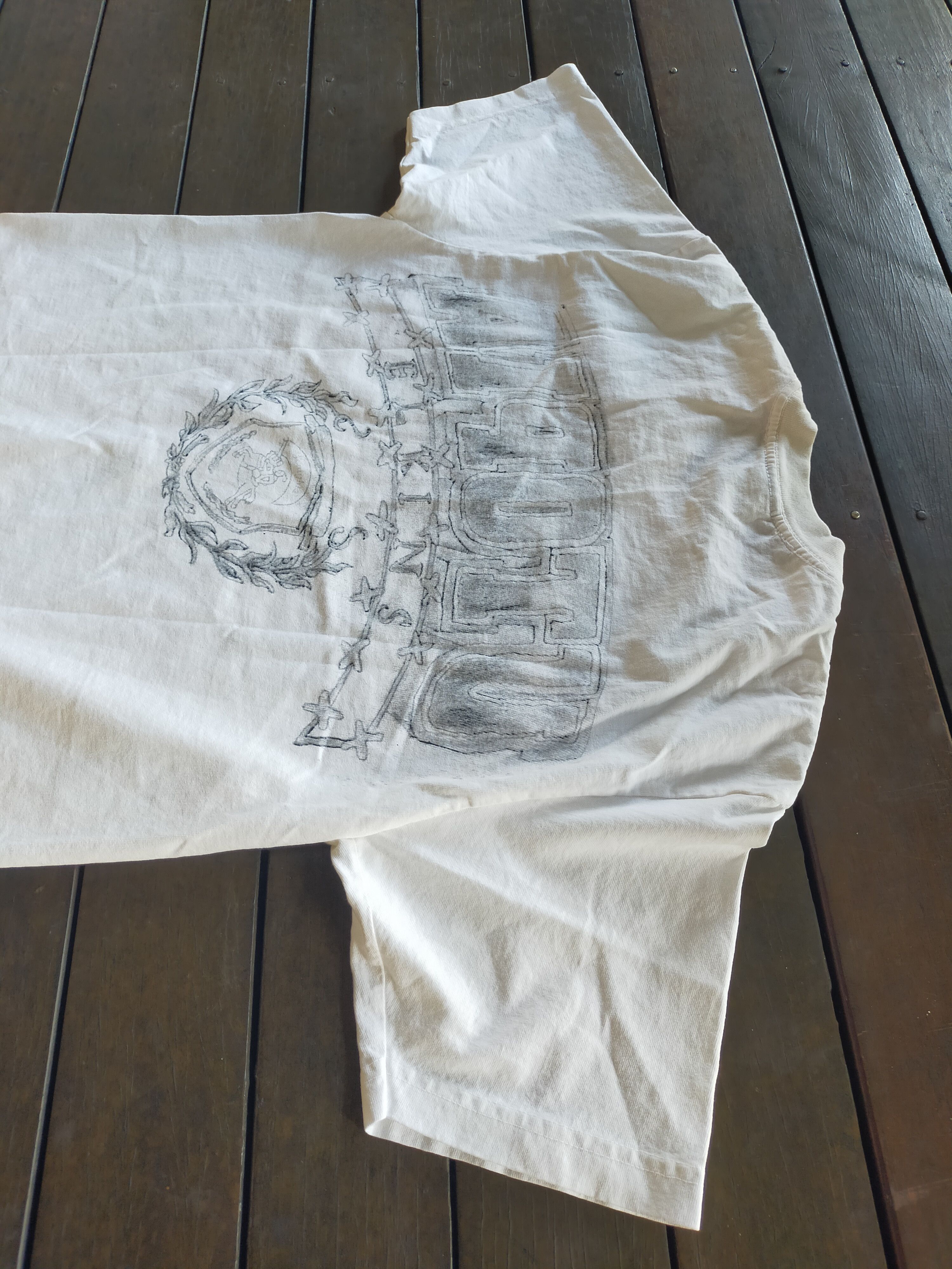 Travis Scott Travis Scott Utopia Elkin Knights white merch shirt medium Size US M / EU 48-50 / 2 - 19 Thumbnail