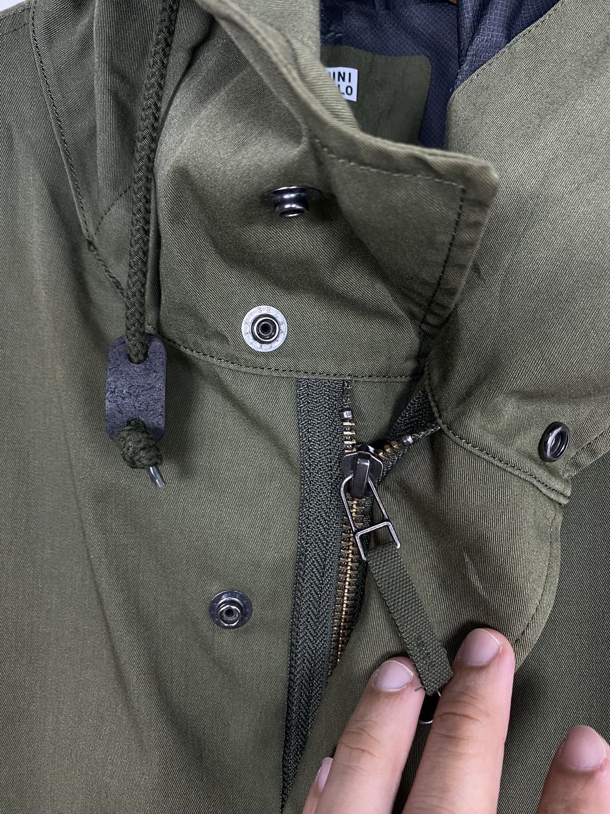 Uniqlo Rare‼️ Uniqlo Fishtail Parka Olive Green Size US S / EU 44-46 / 1 - 4 Thumbnail