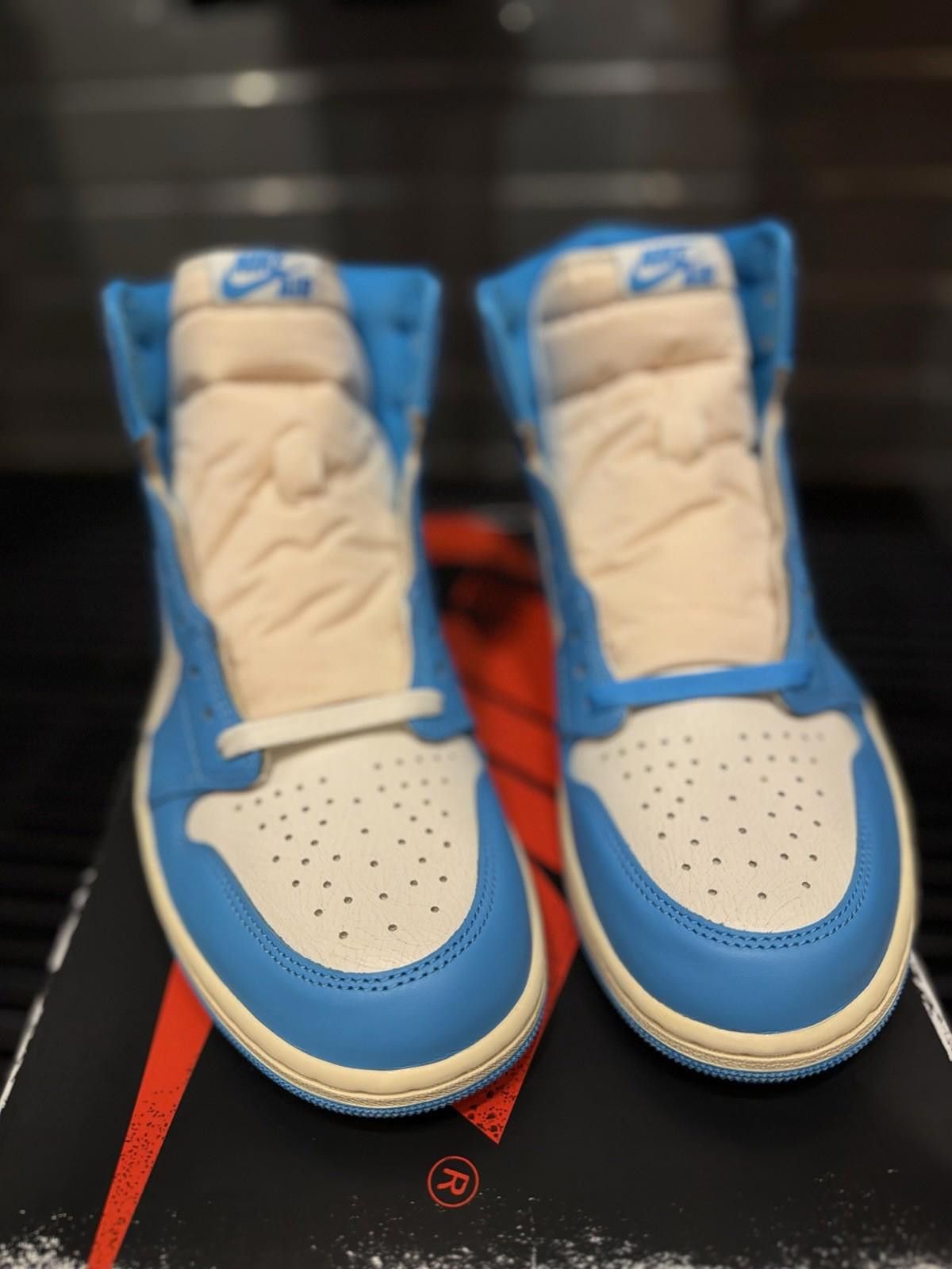Jordan Brand Mens Size 11 Nike Air Jordan 1 Retro High UNC Reimagined Size US 11 / EU 44 - 10 Thumbnail