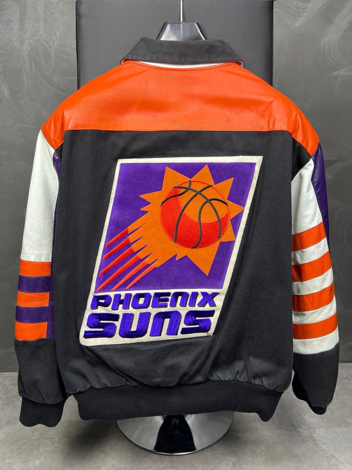 Jeff Hamilton Suns Phoenix Jacket by Jeff Hamilton Size US M / EU 48-50 / 2 - 1 Preview