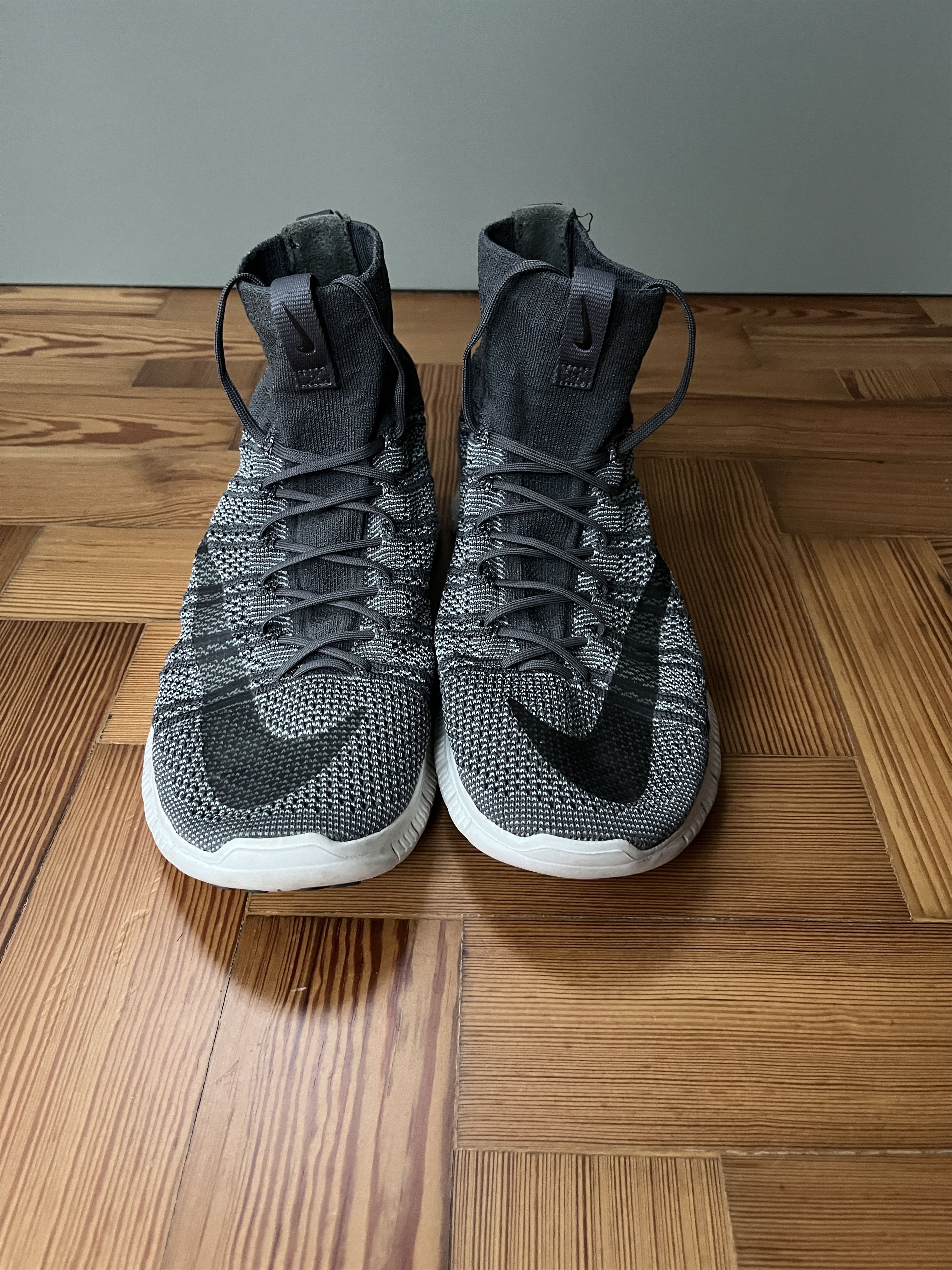 Nike Nike Free Mercurial Superfly, Wolf Grey, 8UK/9US RRP: £185 Size US 9 / EU 42 - 2 Thumbnail