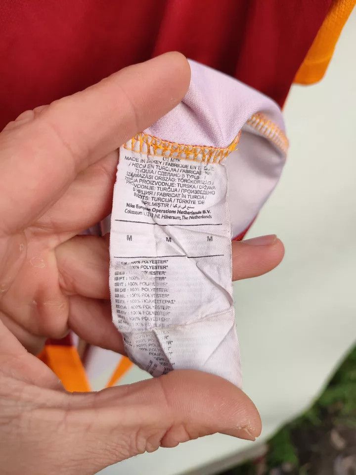 Nike FC Galatasaray 2018-19 HOME Home FOOTBALL Kit SHIRT SOCCER Size US M / EU 48-50 / 2 - 6 Thumbnail