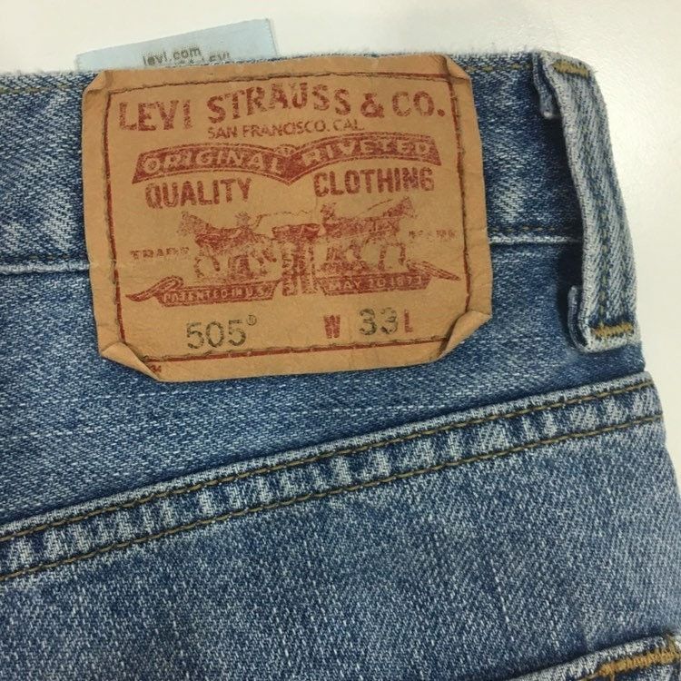 Levi's 90's Levi's Distressed Blue Jean DENIM Surfer SKATER Shorts Size US 33 - 2 Thumbnail