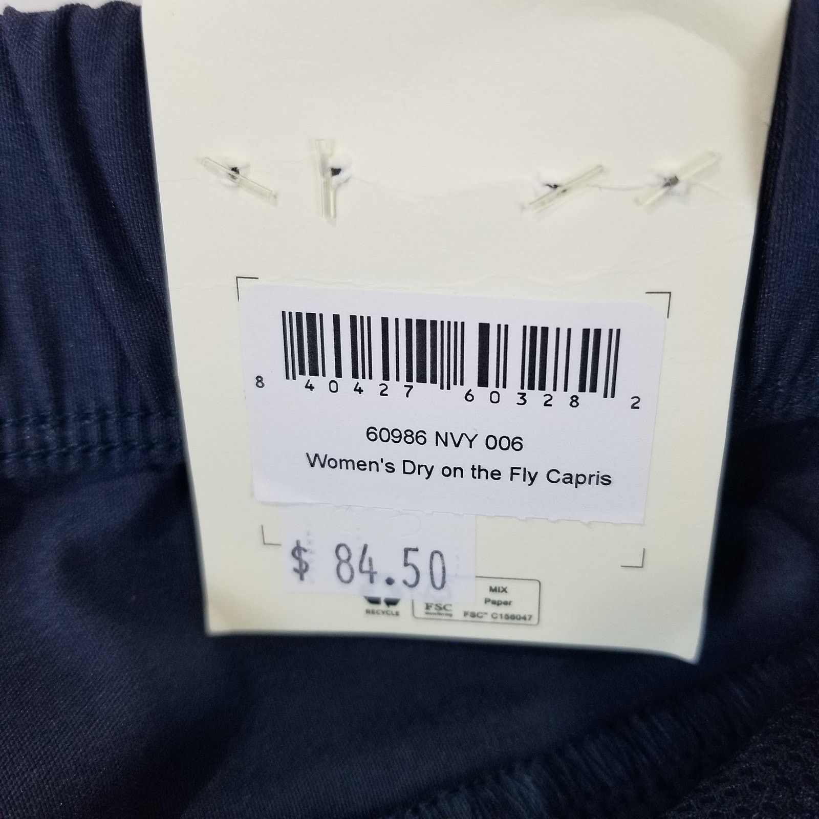 Duluth Trading Company Duluth Trading Capri Pants Womens 6 Navy Dry on the Fly NEW Size 28" / US 6 / IT 42 - 4 Thumbnail