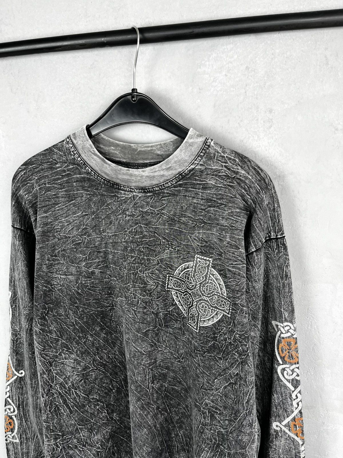 Vintage PLANET EARTH chrome hearts style vintage Size US M / EU 48-50 / 2 - 8 Thumbnail
