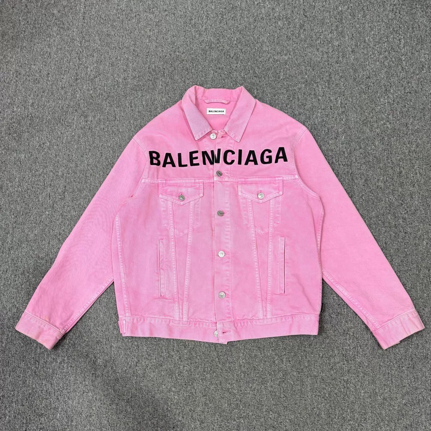 Balenciaga Balenciaga Valentine's Pink Denim w/ Black Logo Jacket 32 Size XXS / US 00 / IT 34 - 1 Thumbnail