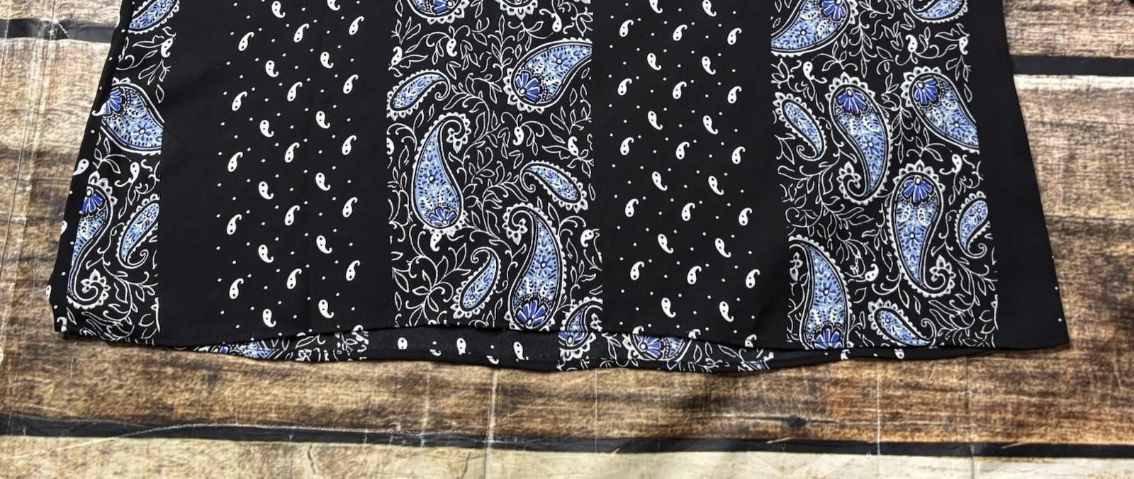 Elie Tahari Tahari Top Womens Large Paisley Colorblock Flutter $68 Size L / US 10 / IT 46 - 7 Thumbnail