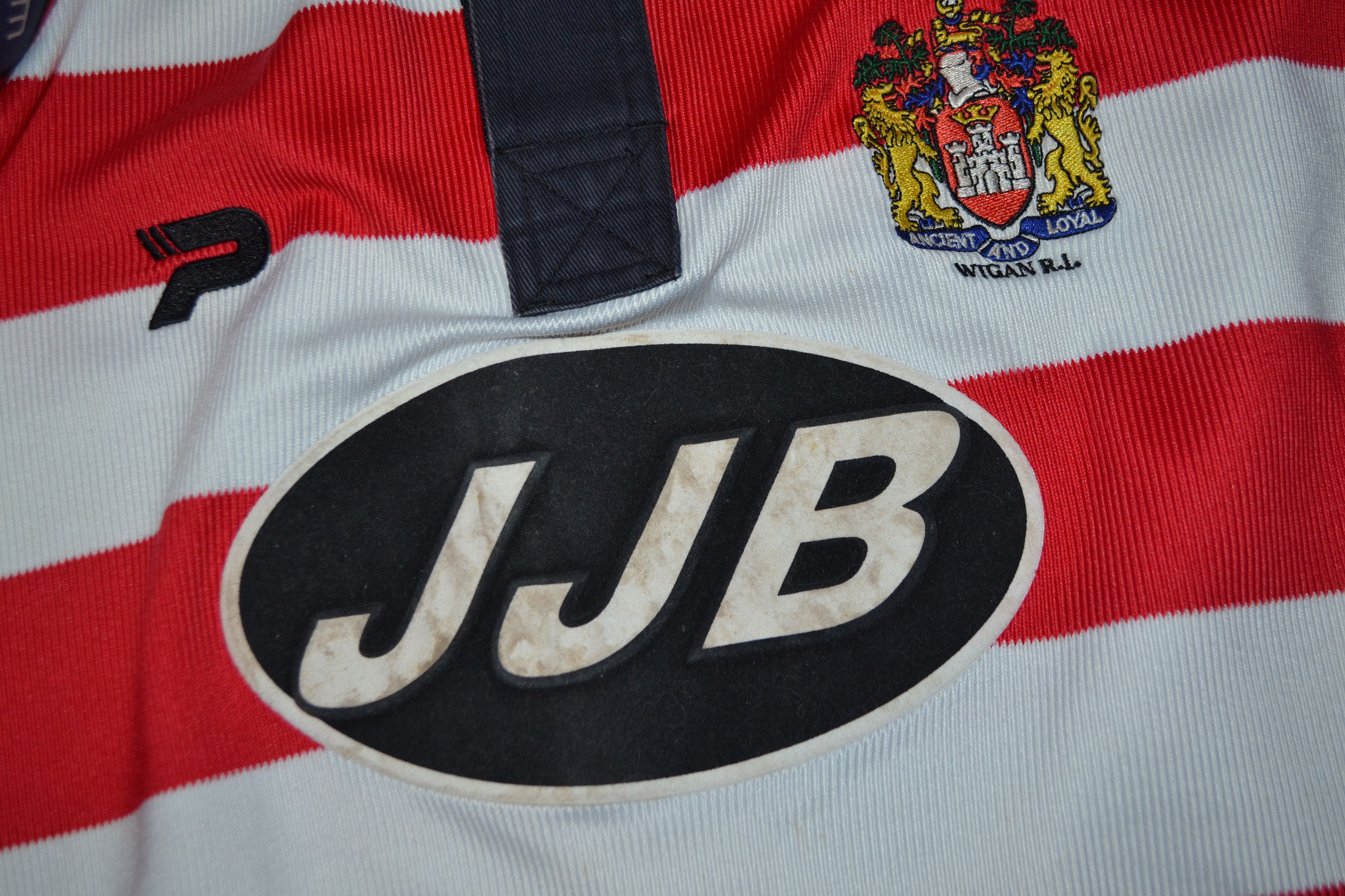 Other Vintage Wigan Warriors 2003 2004 Rugby Union Shirt Jersey Size US L / EU 52-54 / 3 - 4 Thumbnail