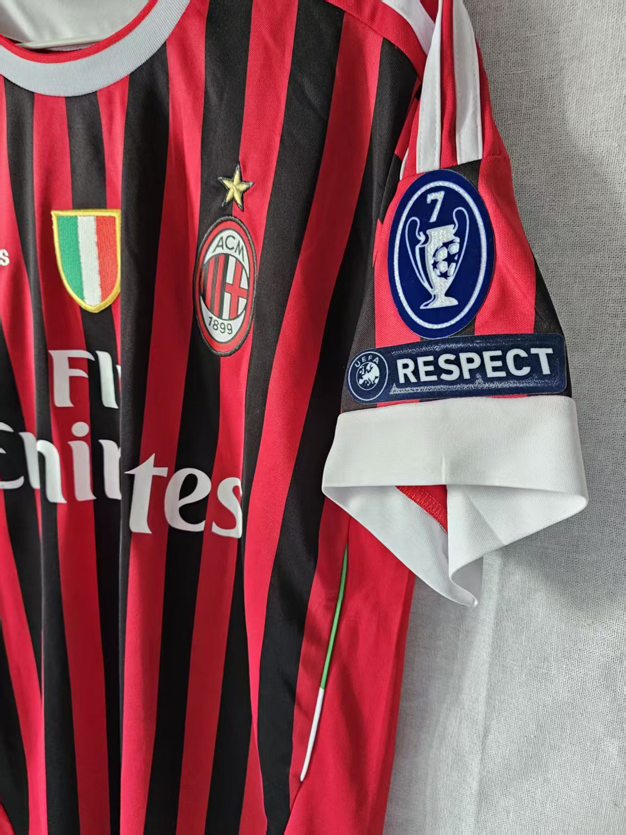 Other 2011 2012 AC Milan #11 Ibrahimović Jersey Home Size US S / EU 44-46 / 1 - 3 Thumbnail