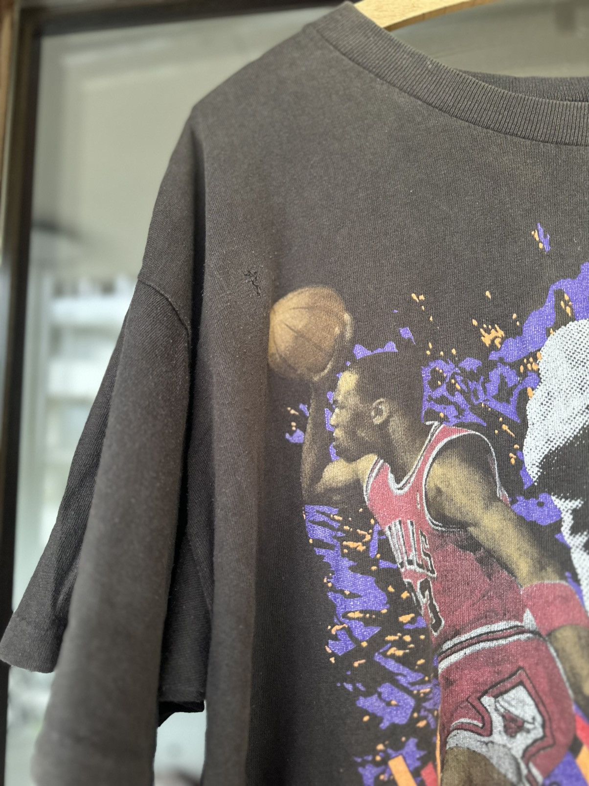 Salem Sportswear Super Rare 90s Salem Jordan Bulls Single Stitch T-Shirt Size US XXL / EU 58 / 5 - 2 Thumbnail