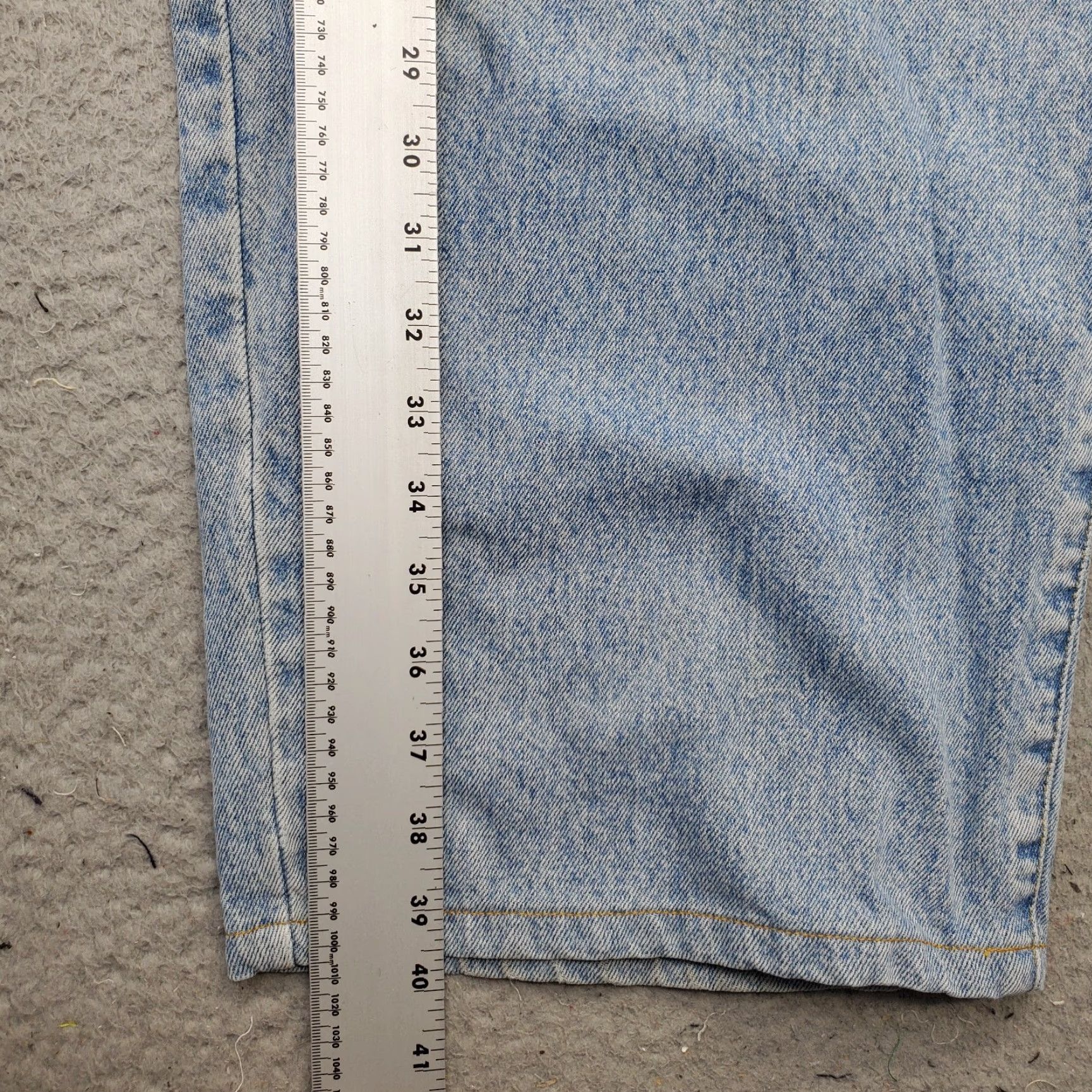 Vintage Mecca Mens Jeans Blue Denim High Rise Light Wash Cropped 42 Baggy Button Fly Vintage No N/A Size US 42 / EU 58 - 3 Thumbnail