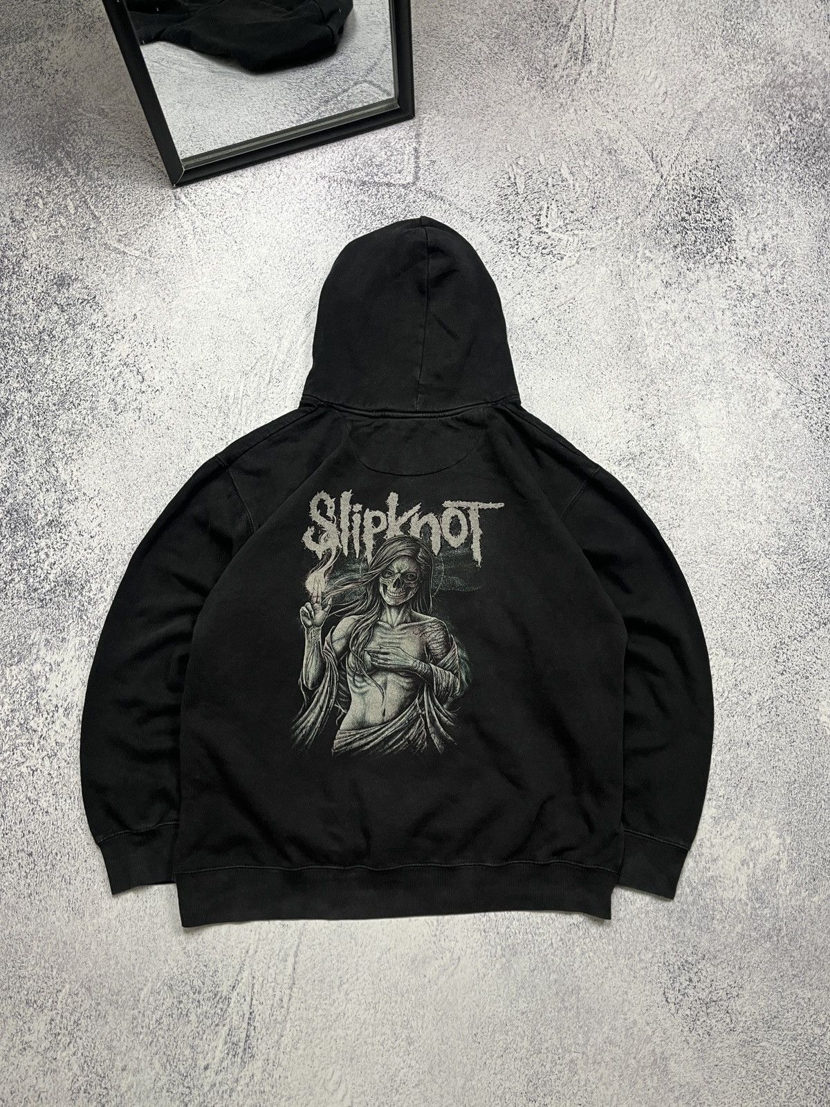Band Tees Vintage Slipknot 00’s Hoodie "Burn Me Away" Big Logo Rare Size US XL / EU 56 / 4 - 1 Thumbnail