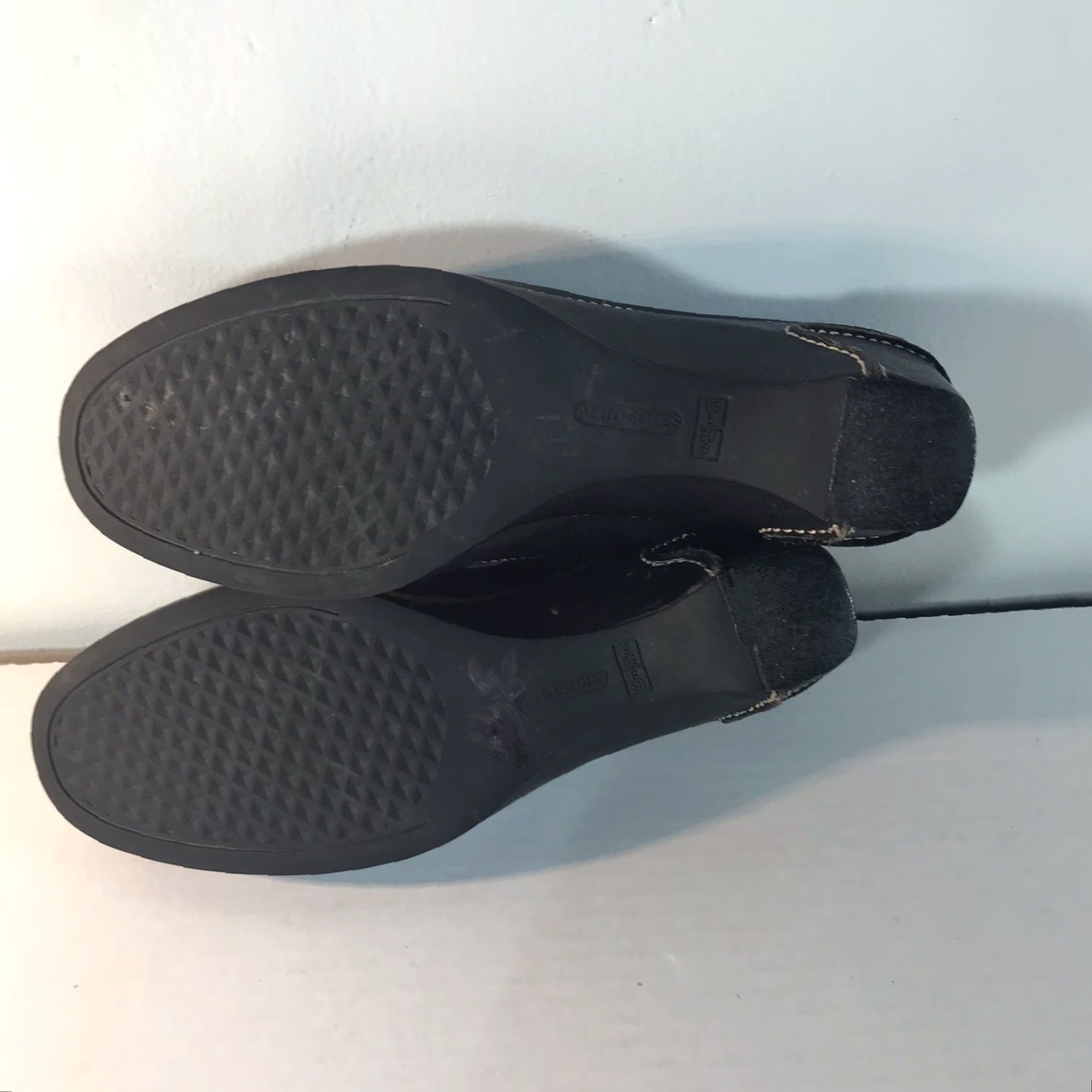 Vintage VINTAGE Aerosoles Leather Clogs Casual Women's Size 8M Black Slip On 2.5in Heel Size US 8 / IT 38 - 5 Thumbnail