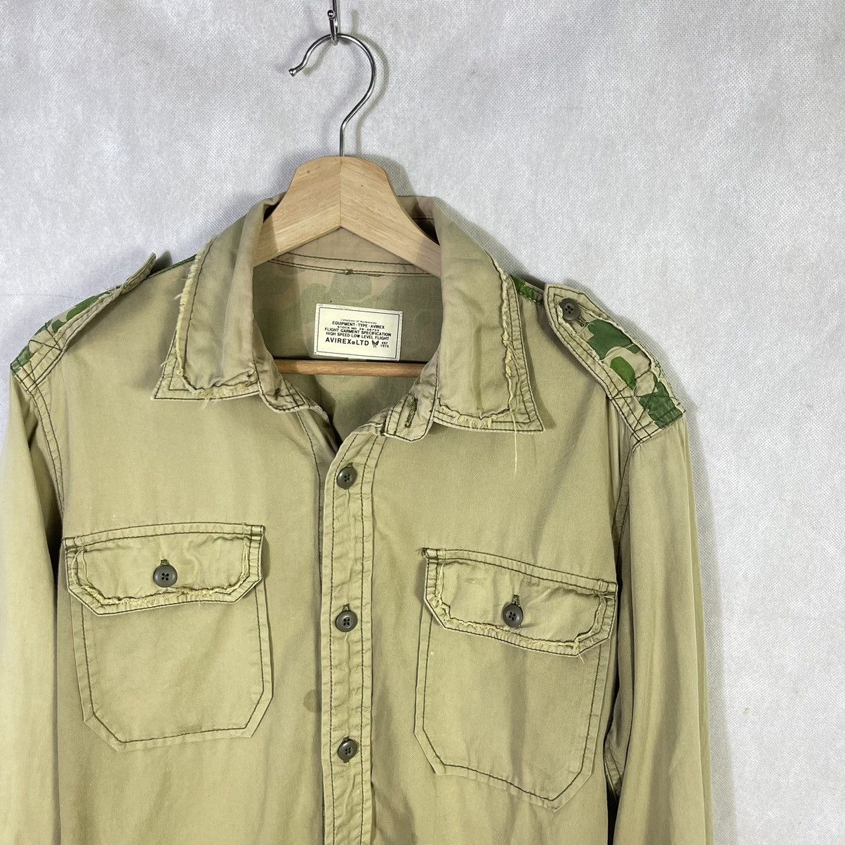Avirex Rare! USN Avirex Camo Army Shirt Size US L / EU 52-54 / 3 - 3 Thumbnail
