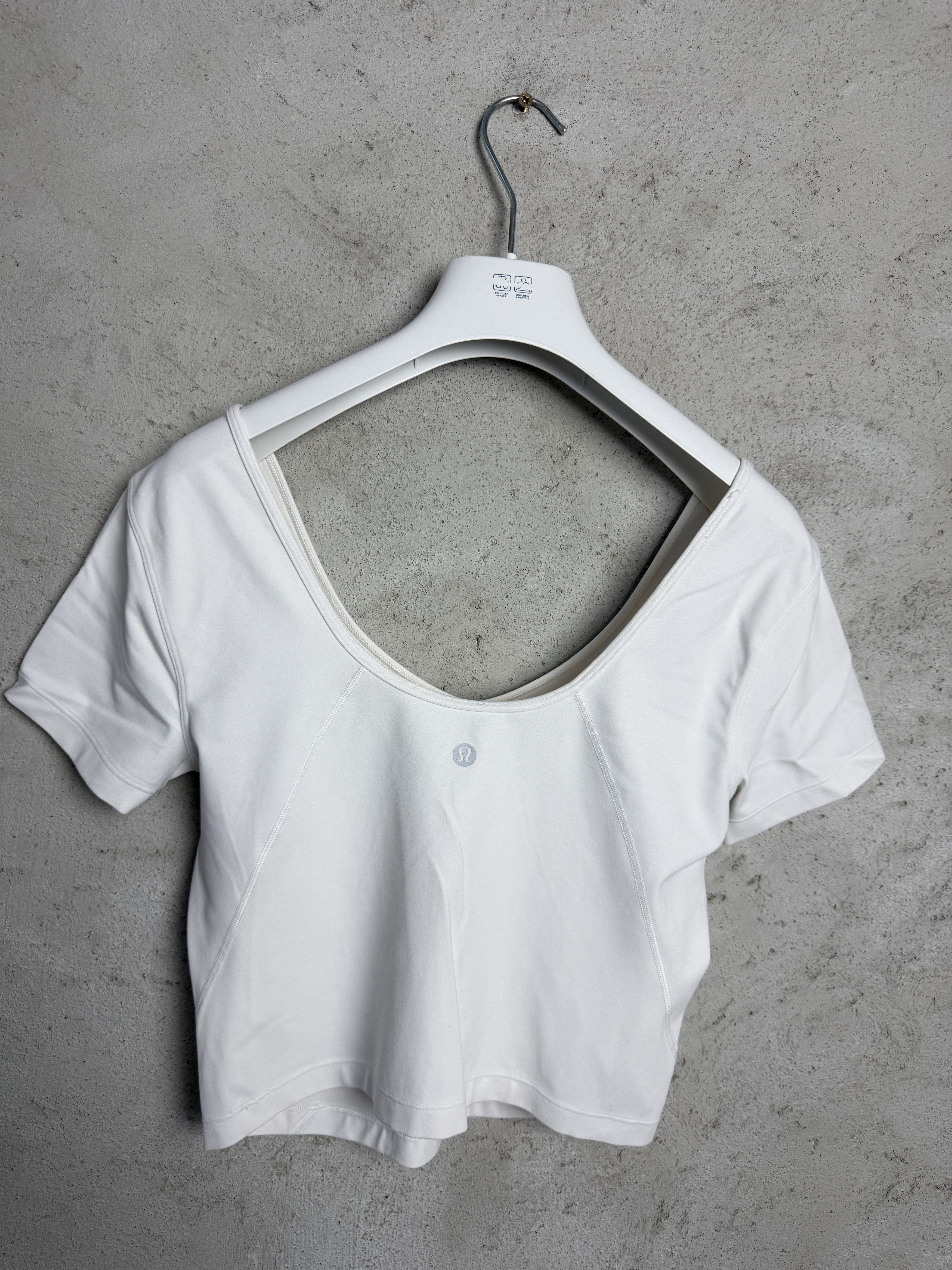 Lululemon Lululemon crop Align tee t-shirt pilates gym sport Size S / US 4 / IT 40 - 1 Thumbnail