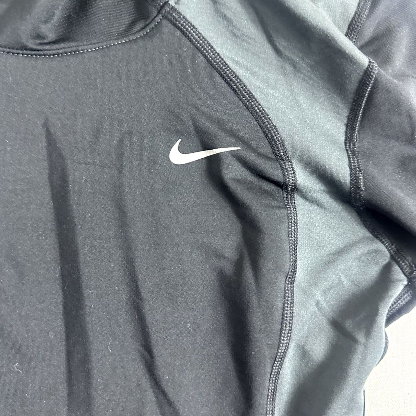 Nike Nike Element Women's XS Hoodie Running Black Neon Active Gym Training Dri-FIT Pullover Womens Size XS / US 0-2 / IT 36-38 - 4 Thumbnail