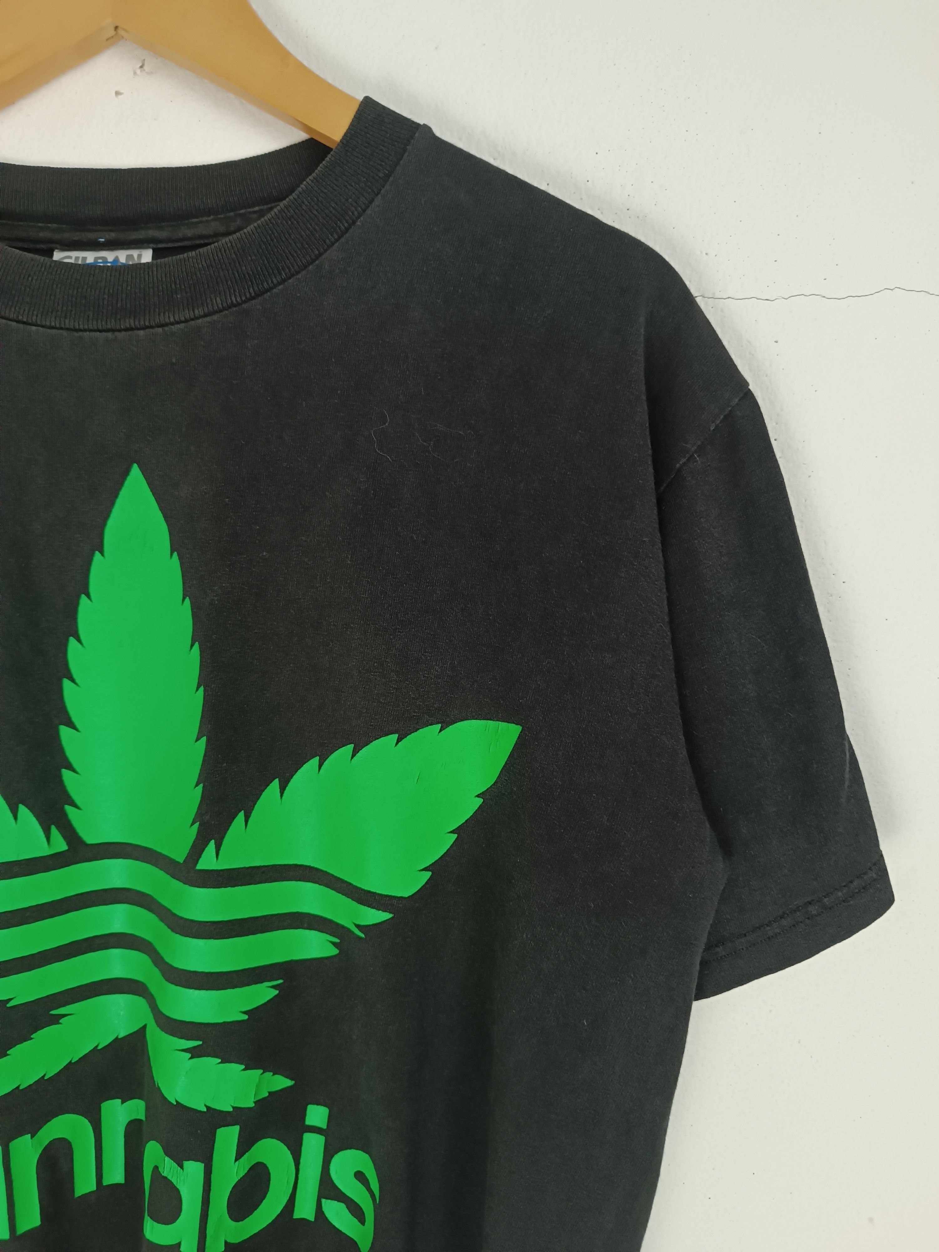 Vintage VINTAGE 2000s CANNABIS ADIDAS PARODY FUNNY HUMOR ADULTS TEE Size US M / EU 48-50 / 2 - 5 Thumbnail