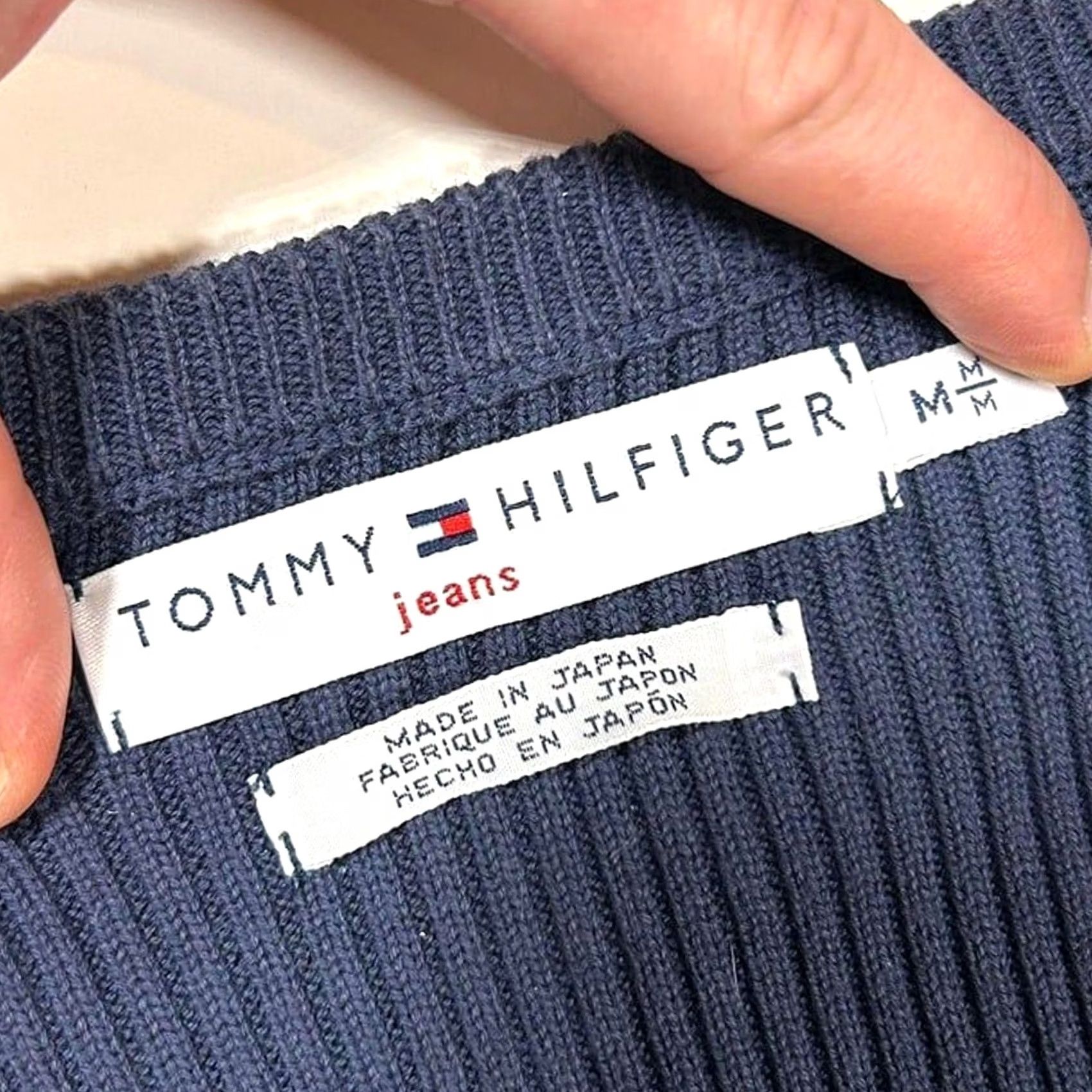 Tommy Hilfiger VINTAGE Tommy Hilfiger Ribbed Tee Shirt Womens Medium Navy Blue T-Shirt Womens M Navy Blue 90s Size M / US 6-8 / IT 42-44 - 4 Thumbnail