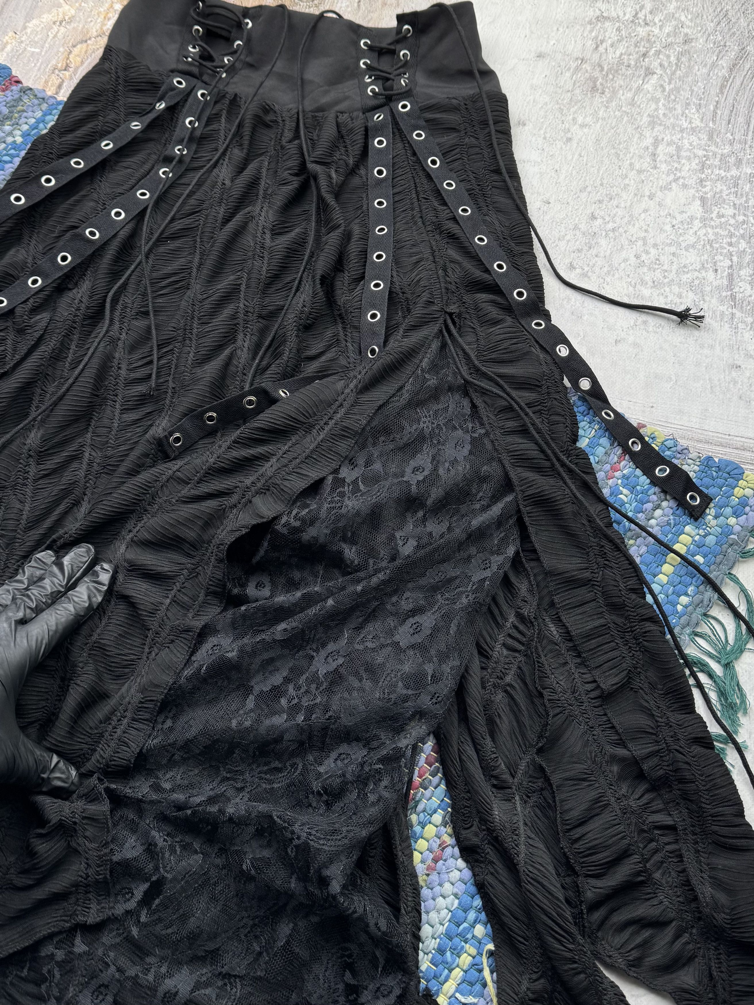 Vintage Vintage Goth Flare Skirt With Bondage A671(211)D15 Size 27" / US 4 / IT 40 - 5 Thumbnail