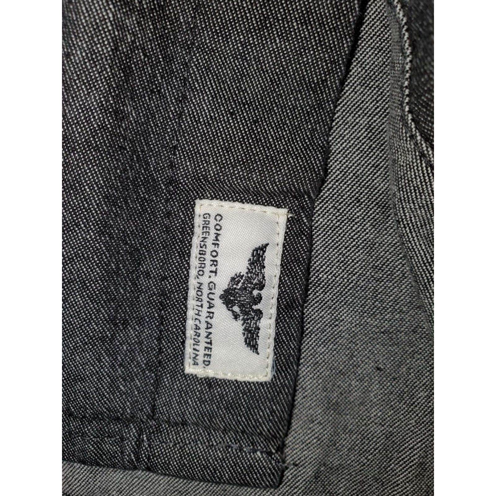 Wrangler Wrangler Mens Button-Up Denim Shirt Long Sleeve Dark Charcoal Stretch Flex for Comfort Sz Medium Regular Fit Casual Casual Mens Size US M / EU 48-50 / 2 - 3 Thumbnail