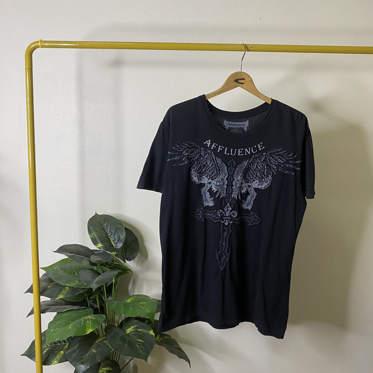 Affliction Affluence Skulls Cross Affliction Design Tee Size US M / EU 48-50 / 2 - 1 Thumbnail