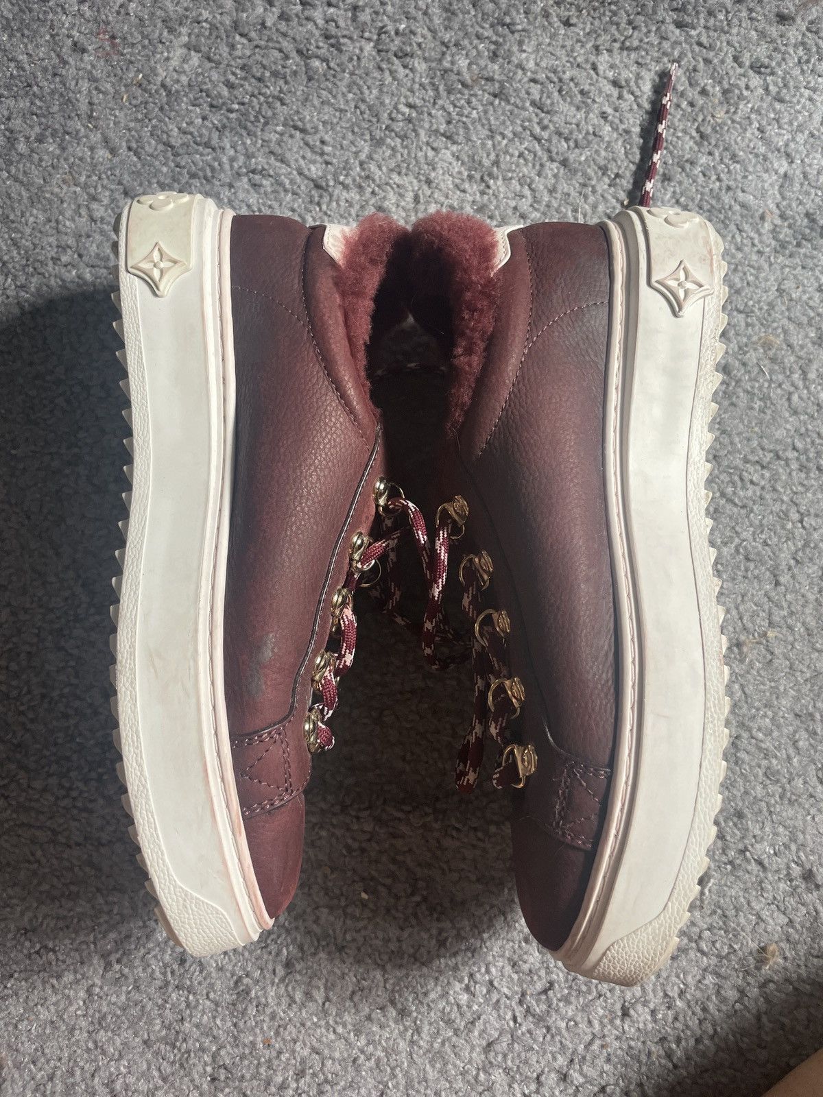Louis Vuitton Louis Vuitton Time Out faux fur trainers Size US 6 / IT 36 - 4 Thumbnail