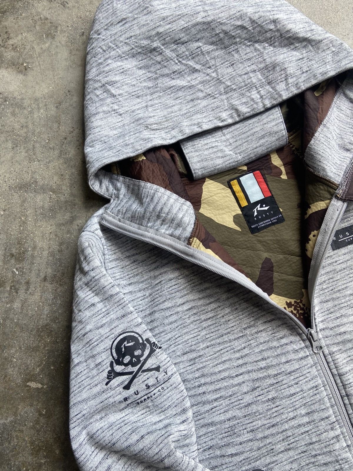 Rusty RUSTY CAMO CORPCORE STYLE SWEATER Size US M / EU 48-50 / 2 - 17 Thumbnail