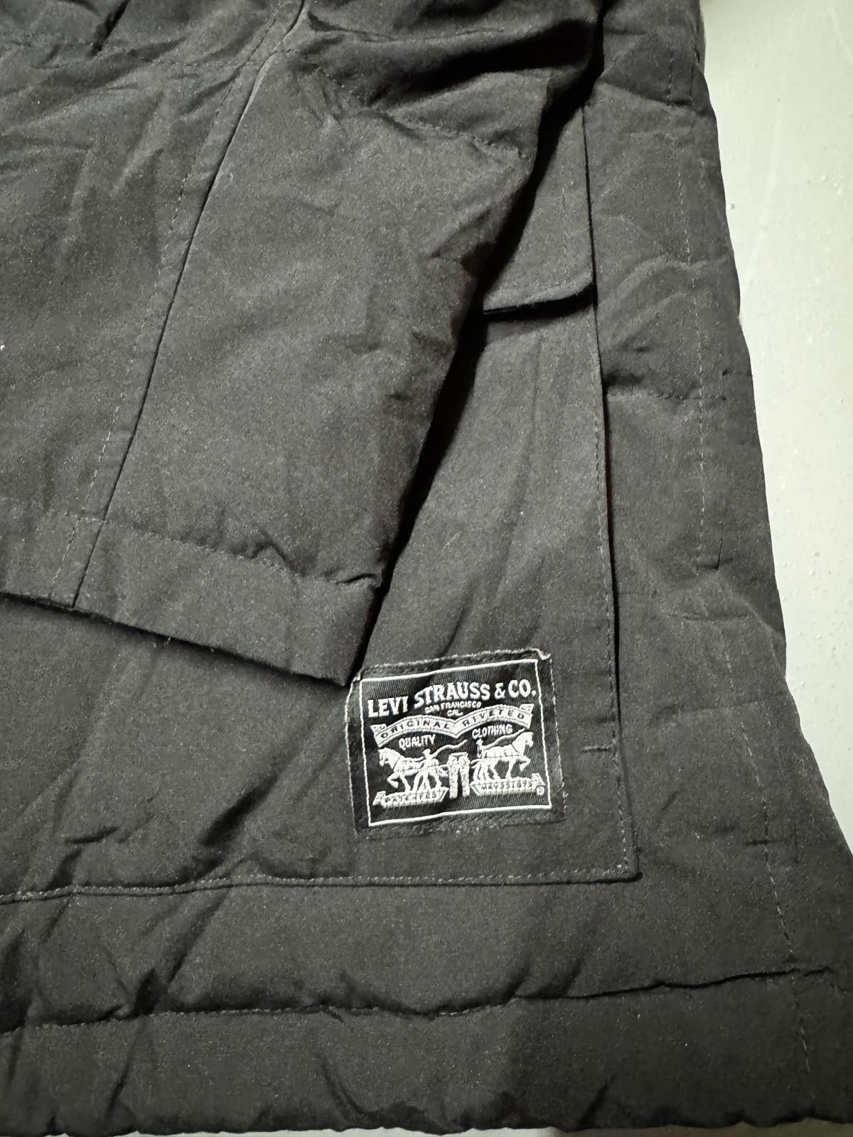Designer Levi Strauss & Co. Men's Puffer Jacket - Black and Grey Size US M / EU 48-50 / 2 - 3 Thumbnail