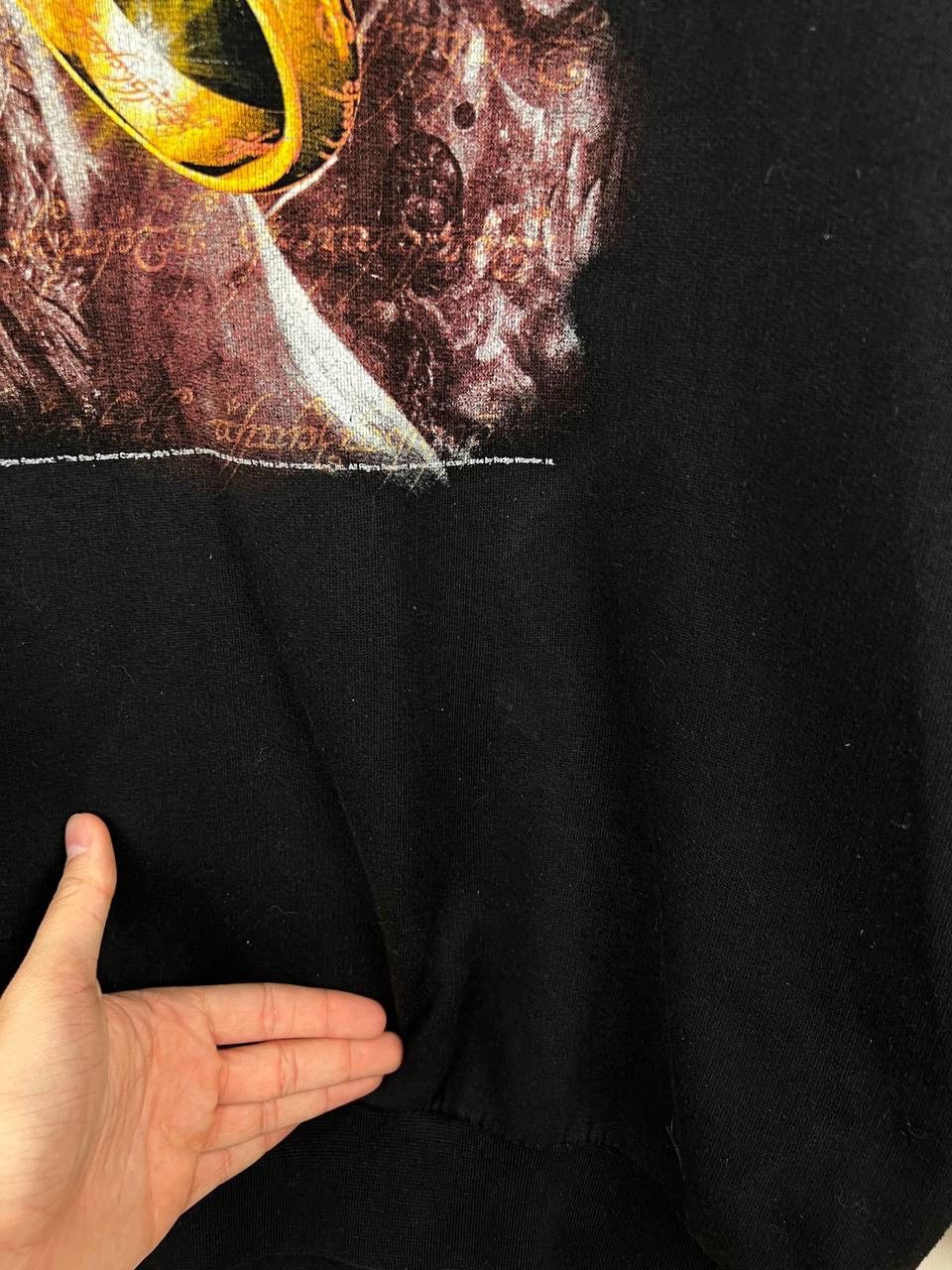 Vintage The Lord Of The Rings 2002 The Two Towers sweatshirt size XL Size US XL / EU 56 / 4 - 7 Thumbnail