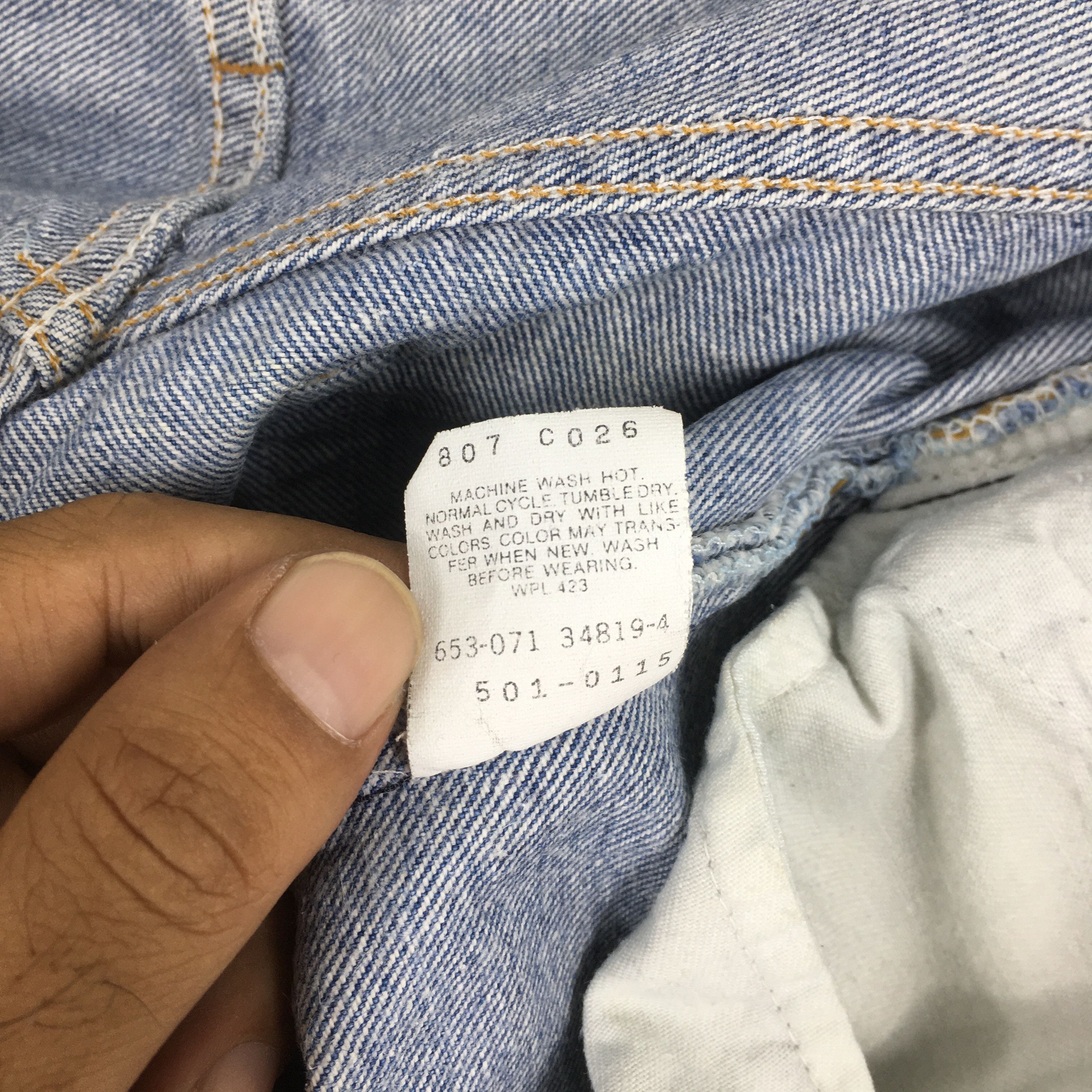 Levi's Size 30x31 Vintage Levi's 501 Faded Blue Jeans S1350 Size US 30 / EU 46 - 13 Thumbnail