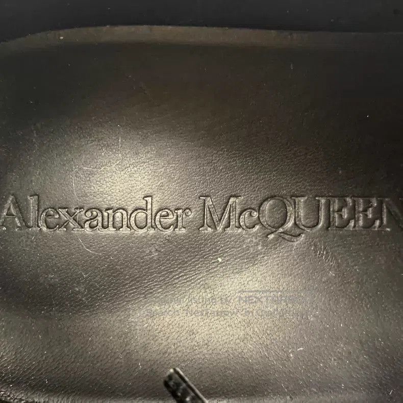 Alexander McQueen Alexander Mcqueen Color-matched Lace-up Casual Flat Sneake Size US 8.5 / IT 38.5 - 7 Thumbnail