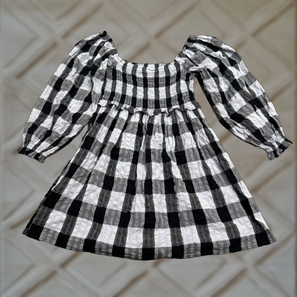 Topshop Topshop Blouse Shirt Womens 6 Black White Plaid Off Shoulder Puff Sleeve Smocked Casual Knit Rayon Cotton Button Pullover Regular Fit Adult Womens Size M / US 6-8 / IT 42-44 - 1 Thumbnail