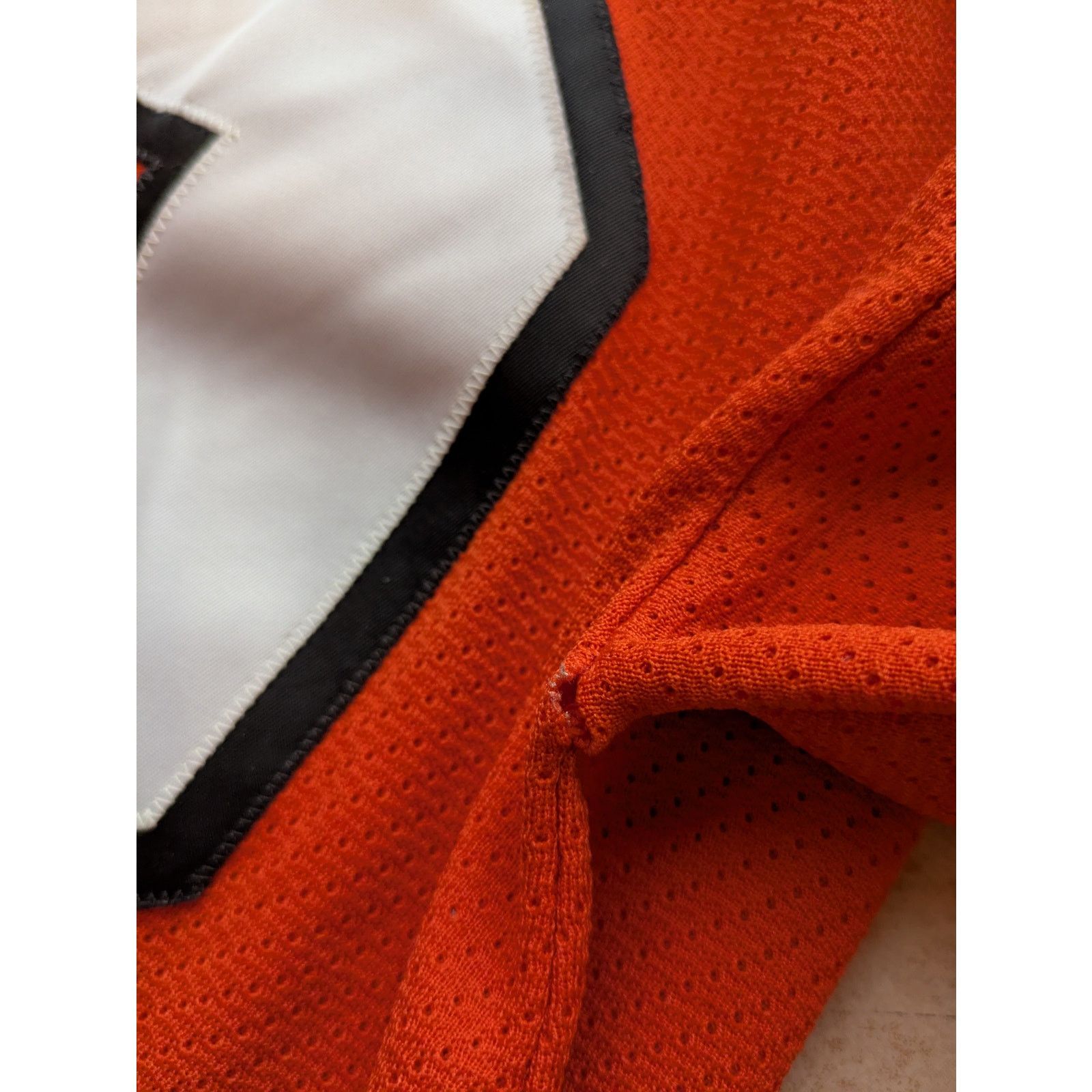 Ccm × NHL LINDROS Philadelphia Flyers 90s CCM jersey M L hockey vtg Size US M / EU 48-50 / 2 - 4 Thumbnail