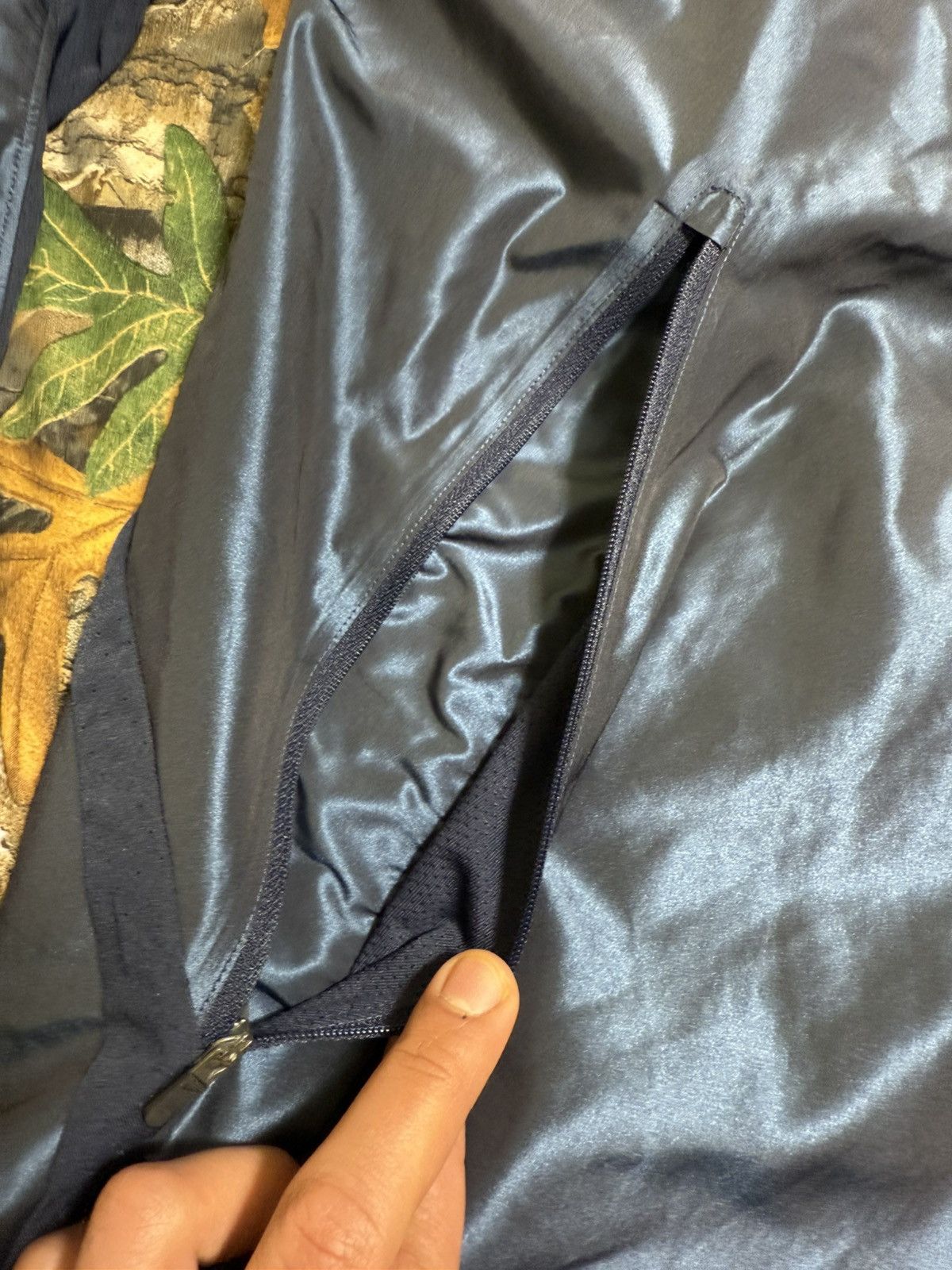 Nike ***FINAL DROP***RARE NIKE SHIELDTECH METALLIC JACKET SIZE XL Size US XL / EU 56 / 4 - 10 Thumbnail
