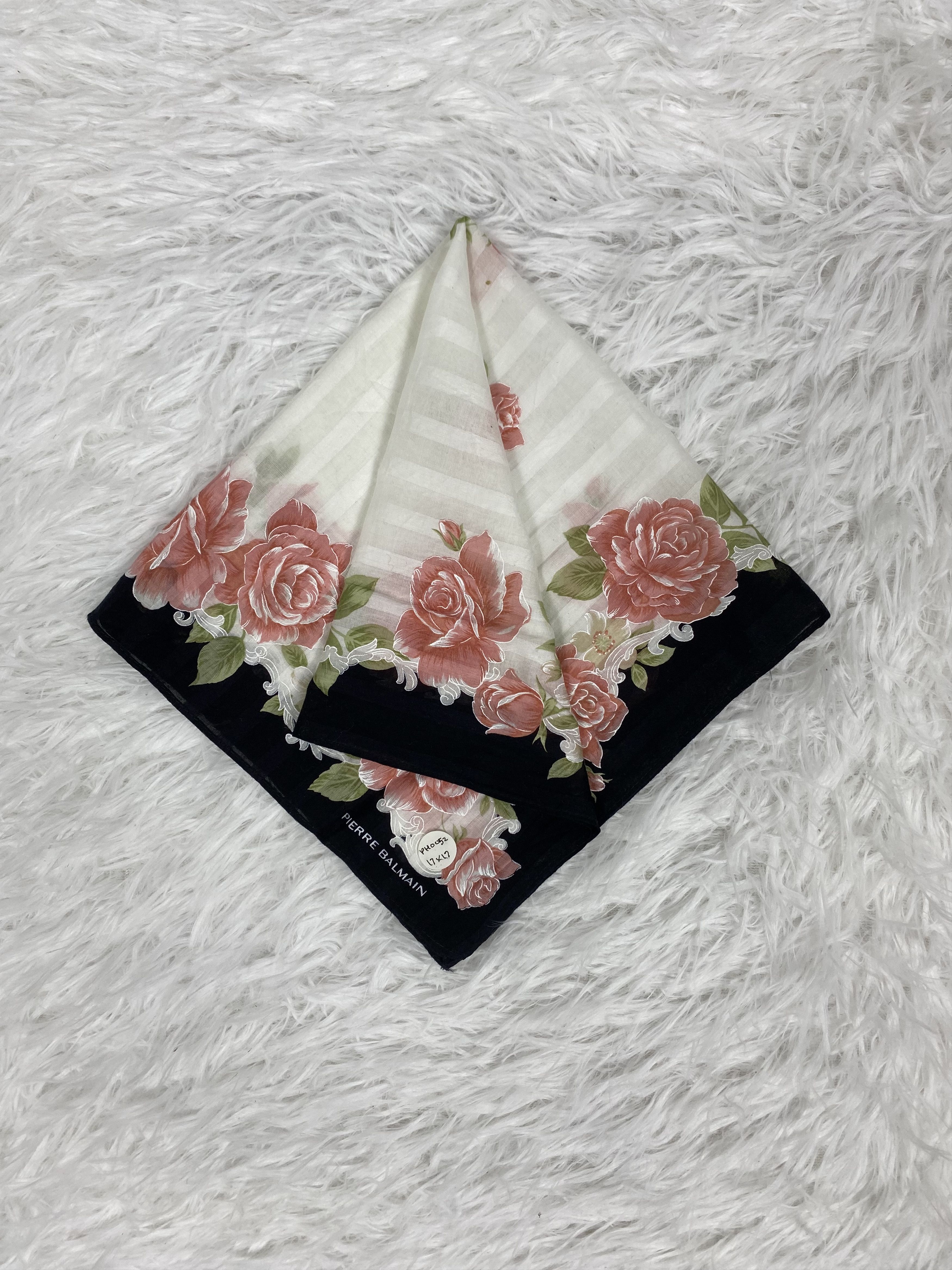 Pierre Balmain Vintage Pierre Balmain Handkerchief PH0052 Size ONE SIZE - 1 Thumbnail
